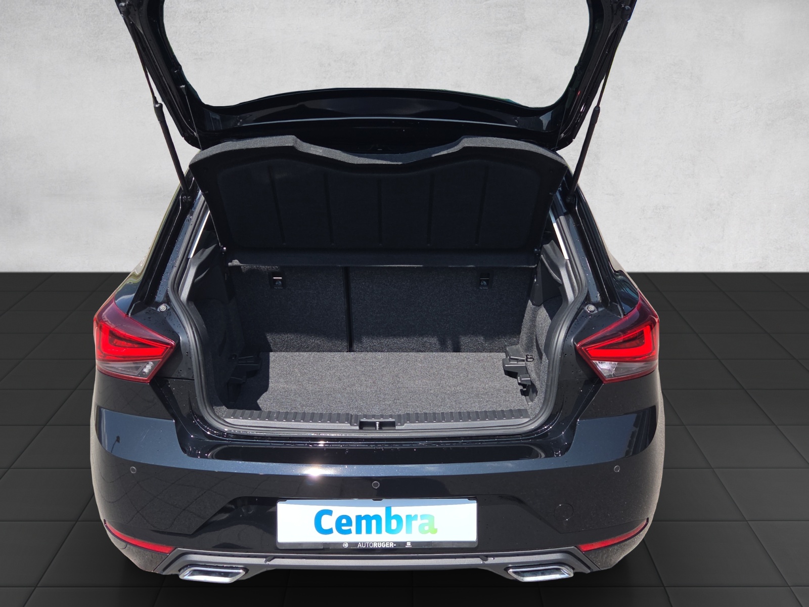 SEAT Ibiza 1.5 TSI EVO Swiss FR-image-13