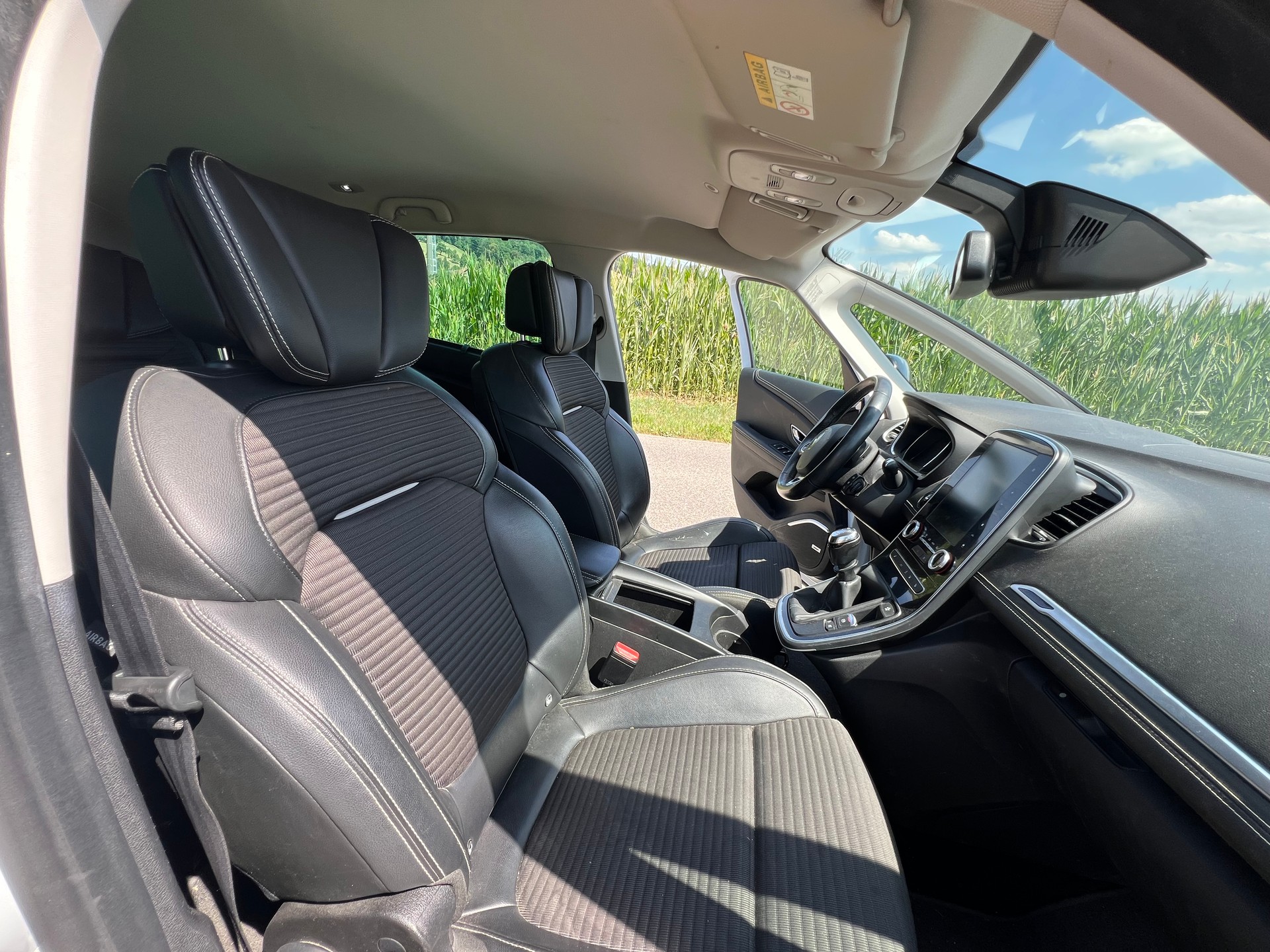 RENAULT Grand Scénic 1.2 16V Turbo Bose *7-Plätzer*-image-10