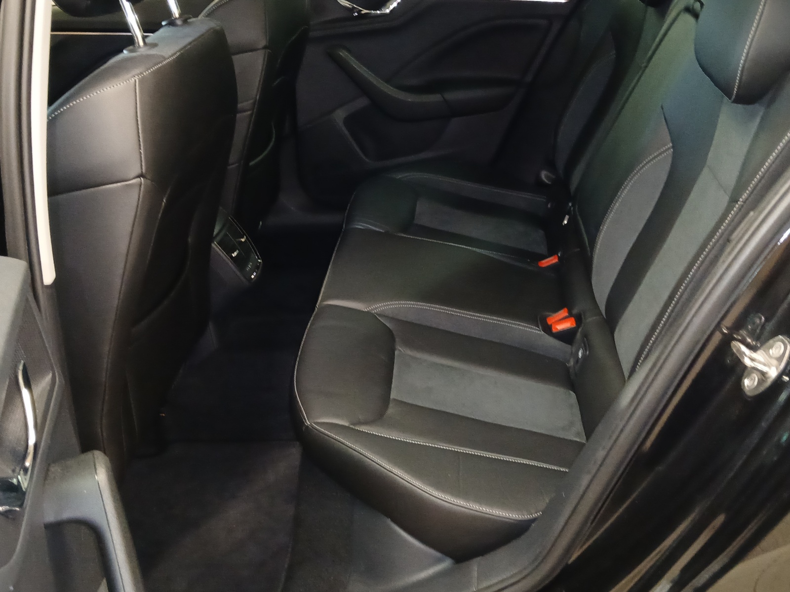 SKODA Kamiq 1.5 TSI ACT Style DSG-image-11