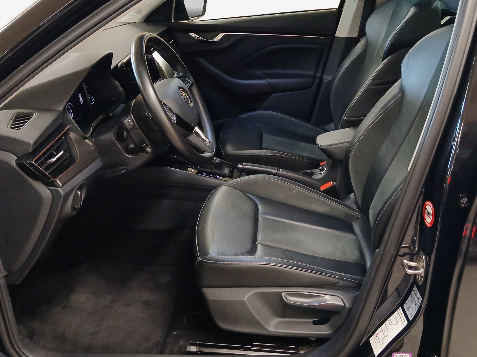 SKODA Kamiq 1.5 TSI ACT Style DSG-image-7