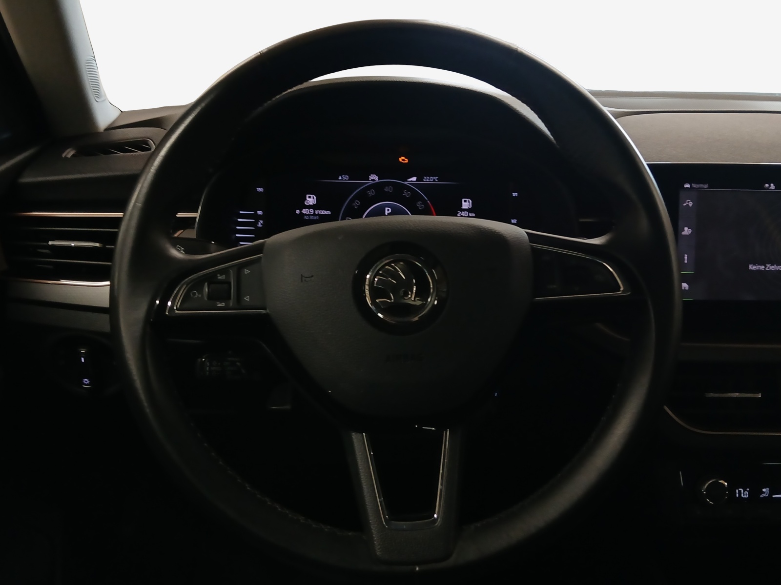 SKODA Kamiq 1.5 TSI ACT Style DSG-image-9