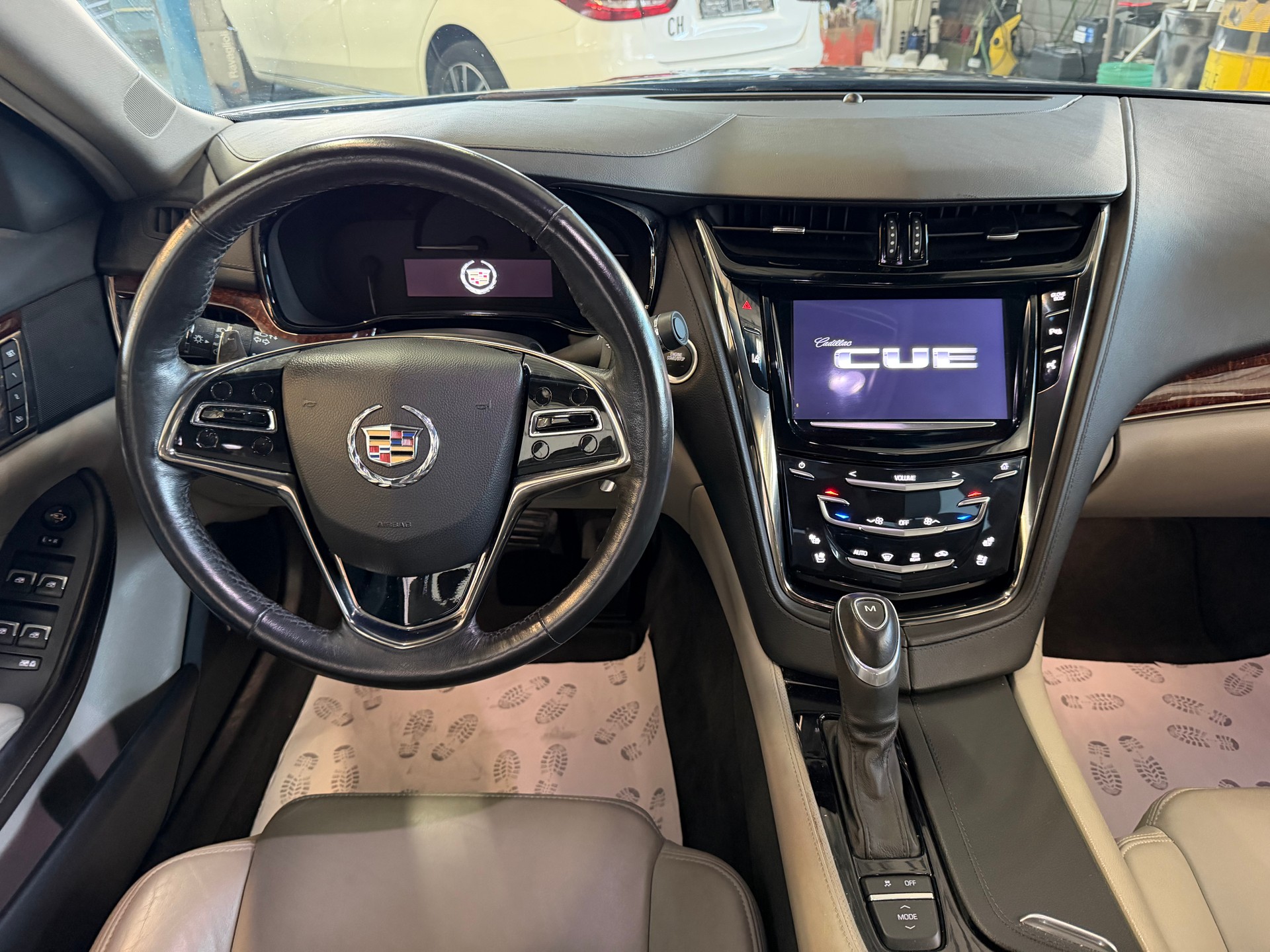 CADILLAC CTS Sedan 2.0 Turbo AWD Premium Automatic | CH-Auto | MFK 02.2025 | Ab Service |-image-13