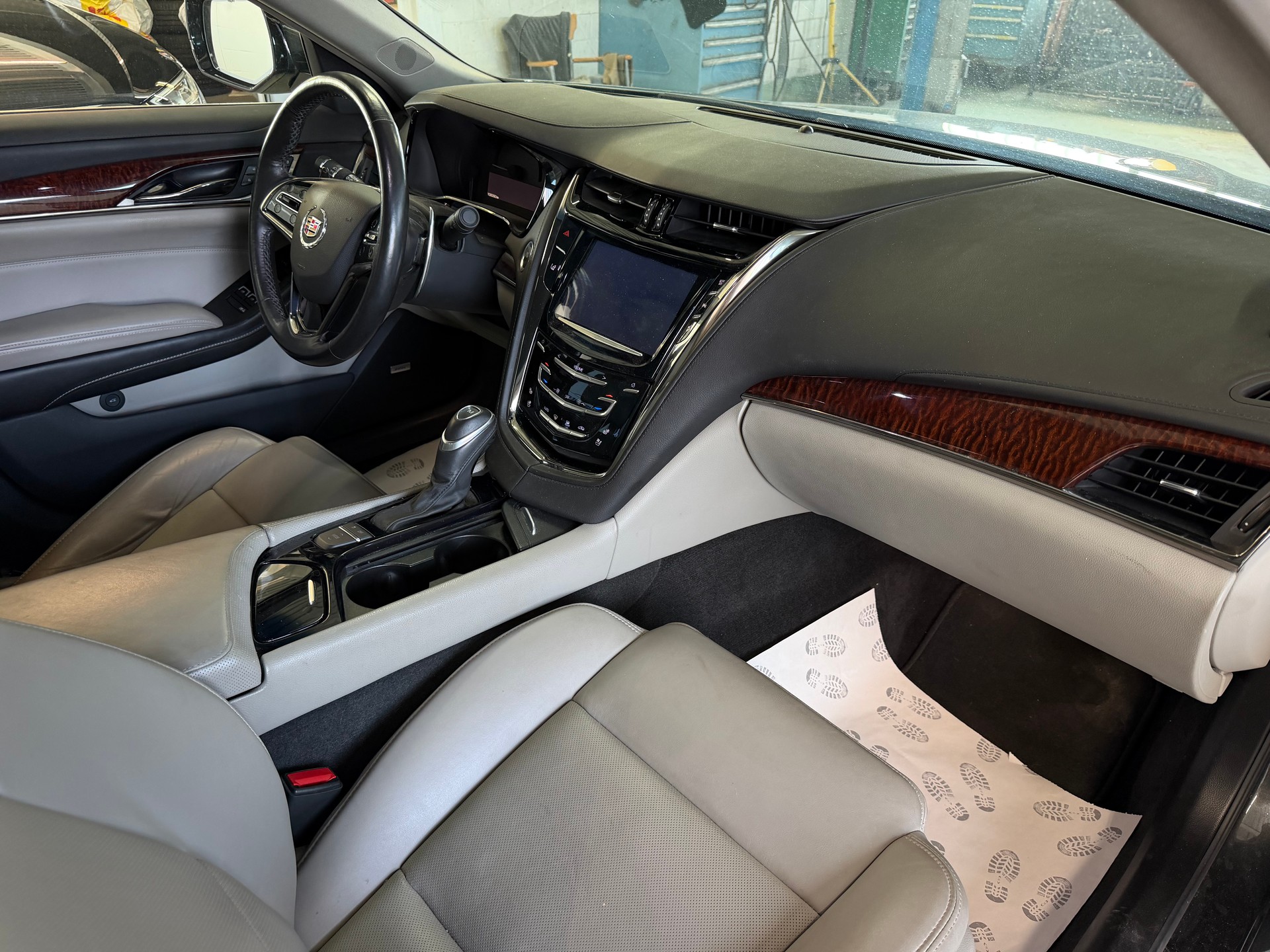 CADILLAC CTS Sedan 2.0 Turbo AWD Premium Automatic | CH-Auto | MFK 02.2025 | Ab Service |-image-8