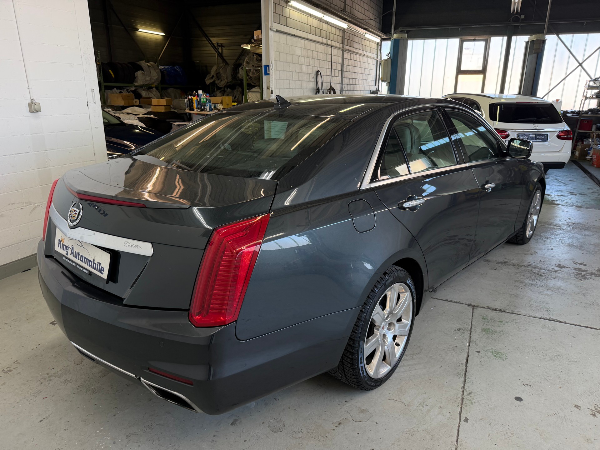 CADILLAC CTS Sedan 2.0 Turbo AWD Premium Automatic | CH-Auto | MFK 02.2025 | Ab Service |-image-6