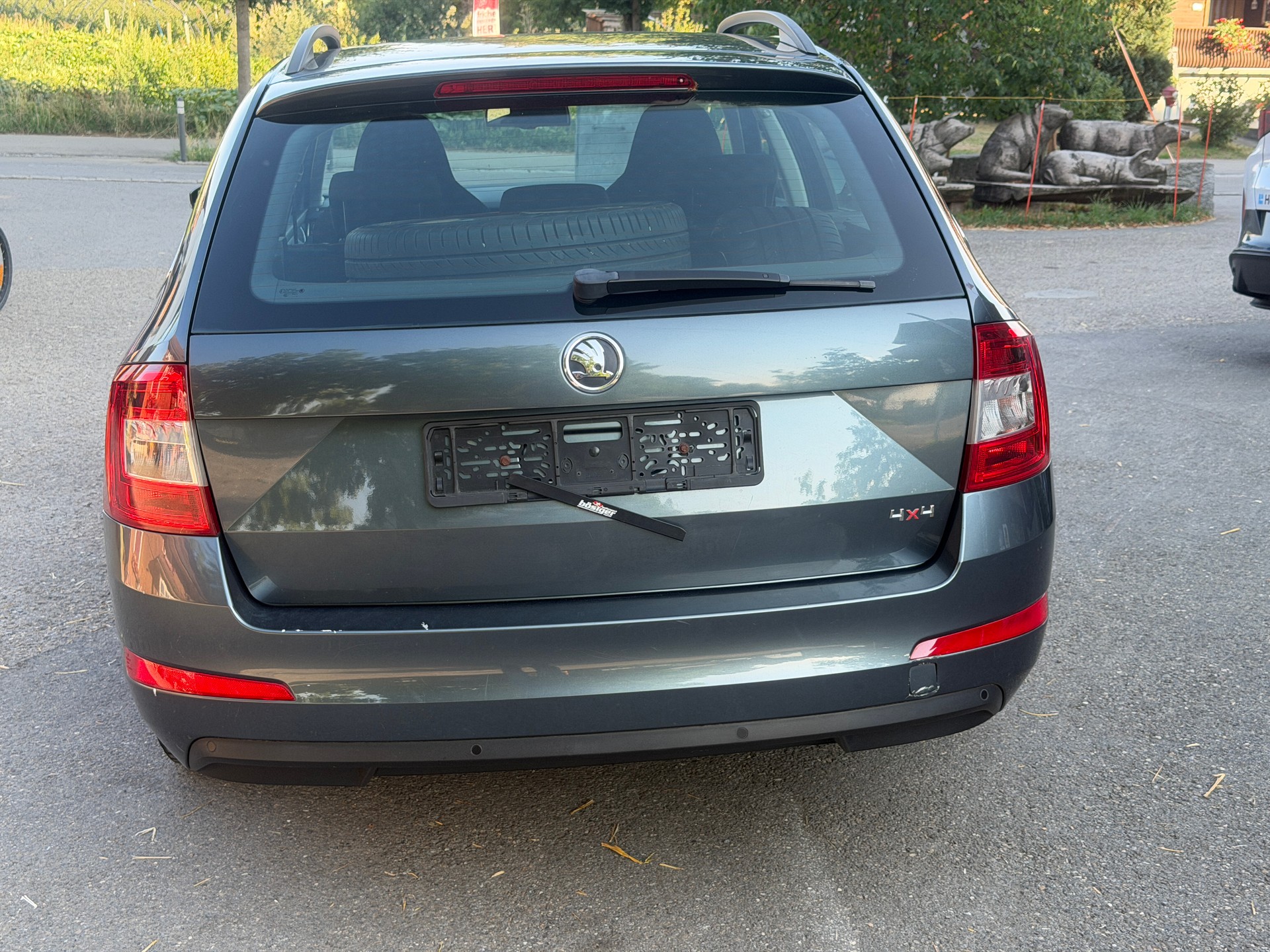 SKODA OCTAVIA 1.6 4X4-image-3