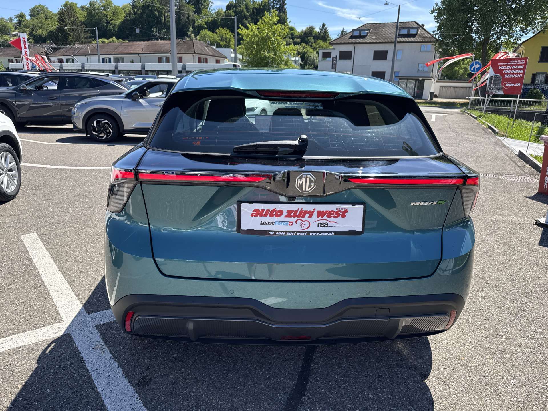 MG 4 EV 64kWh Premium Facelift Automat-image-14