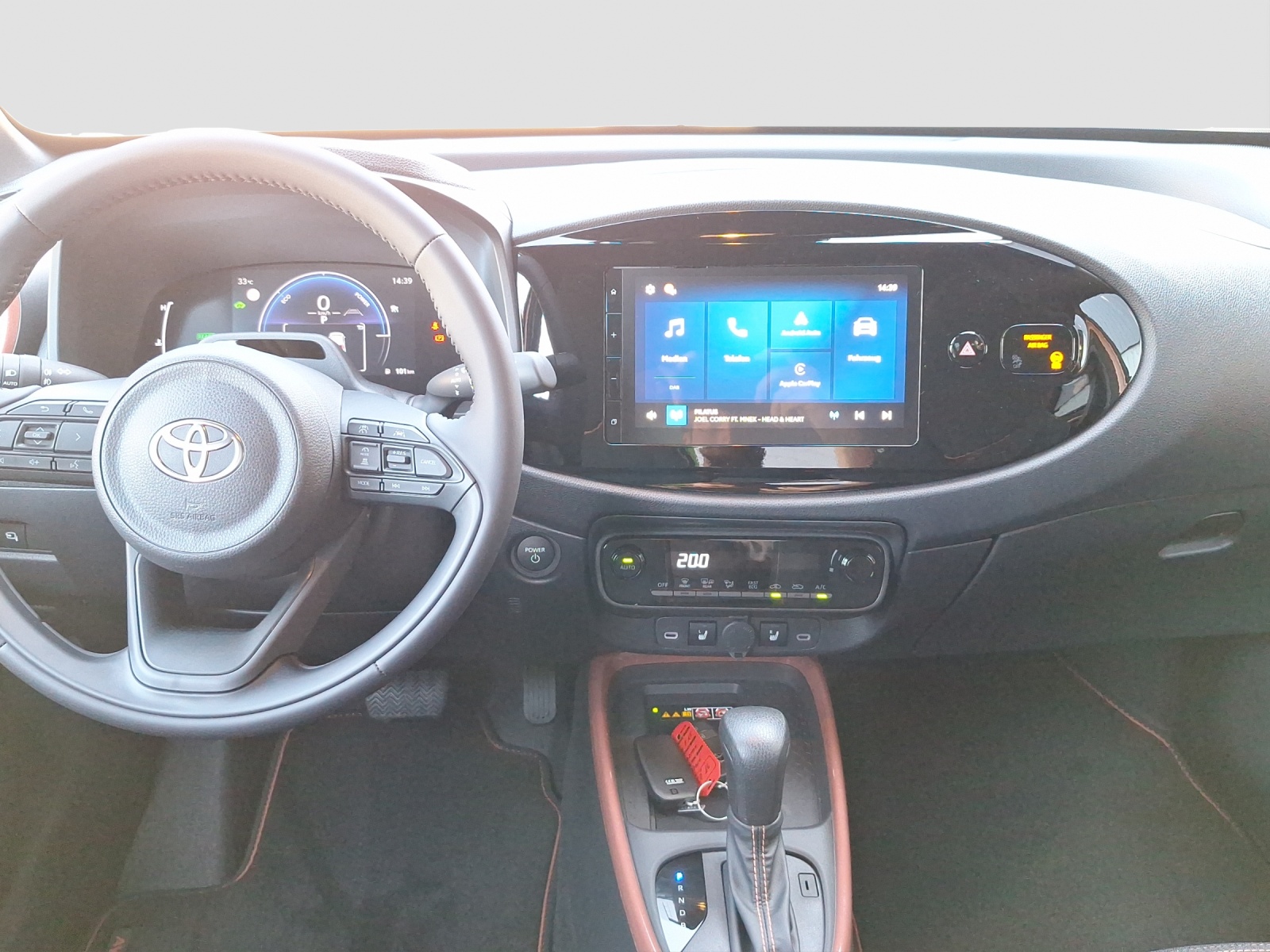 TOYOTA Aygo X 1.5 VVT-i HSD Trend-image-8