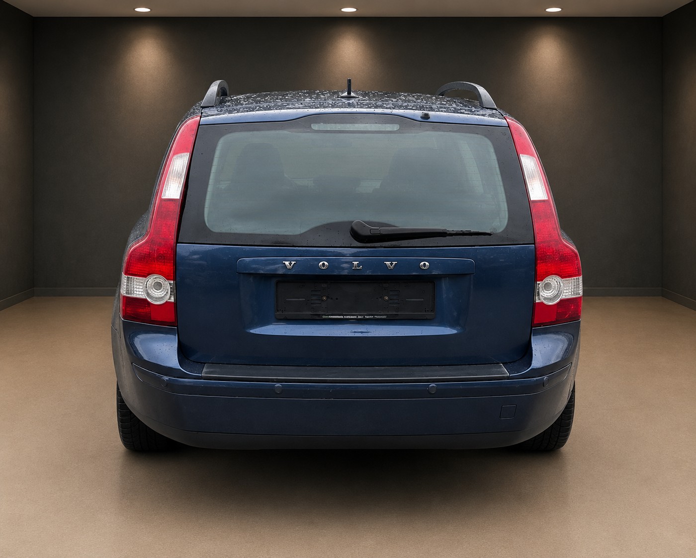 VOLVO V50 2.4i-image-2