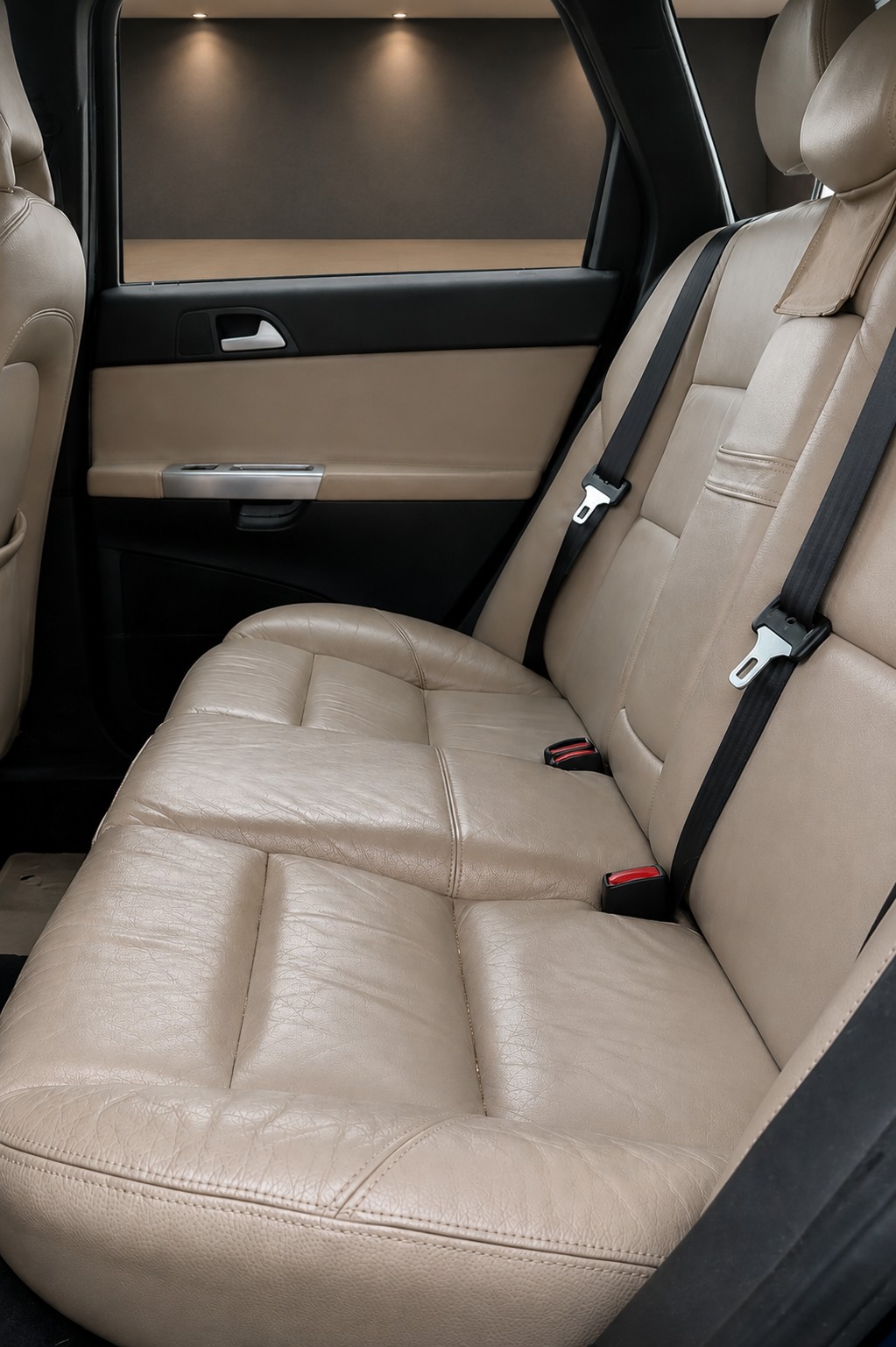 VOLVO V50 2.4i-image-4