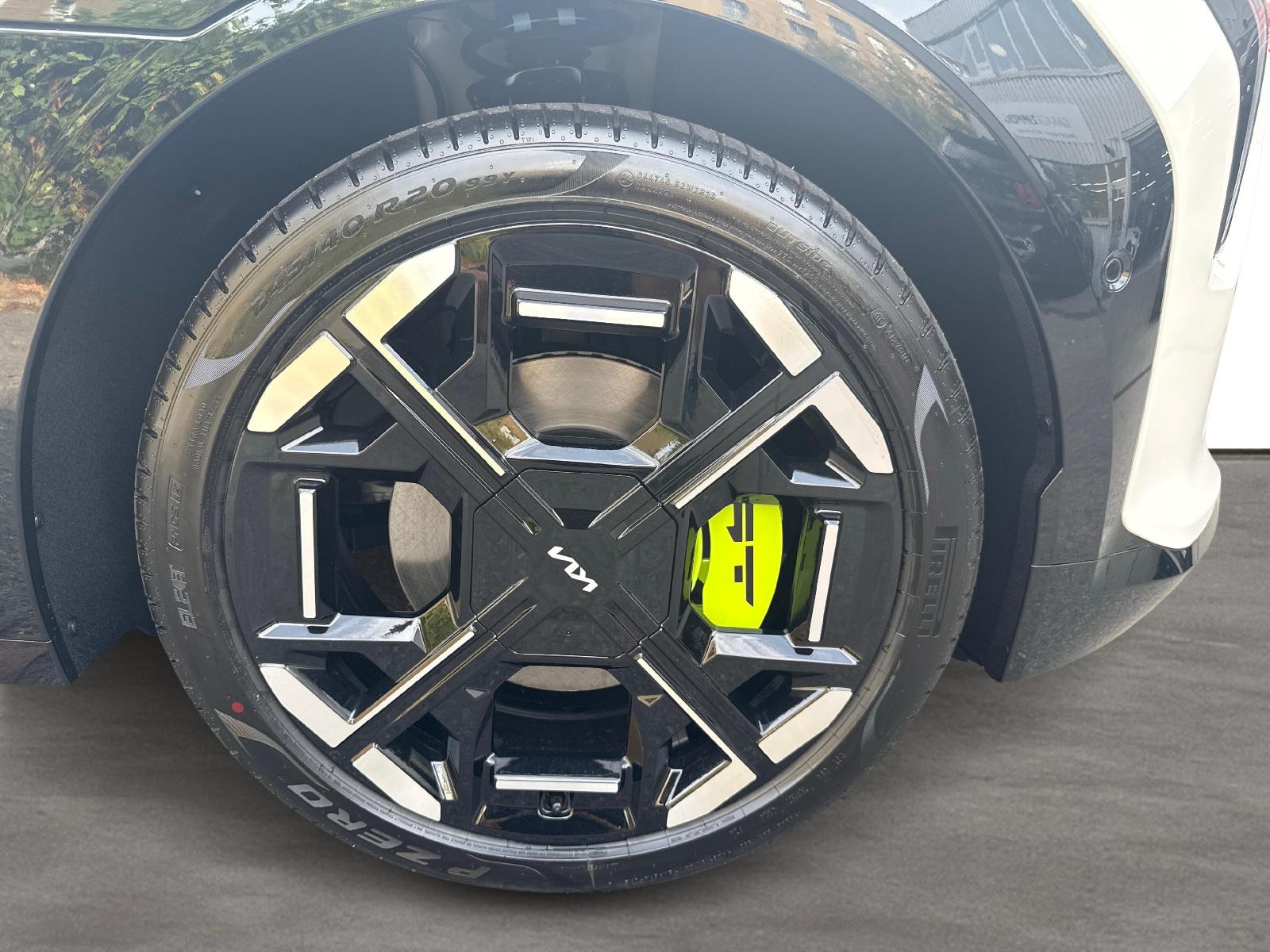 KIA EV3 81,4 kWh GT 4x4 CH-FZ-image-14