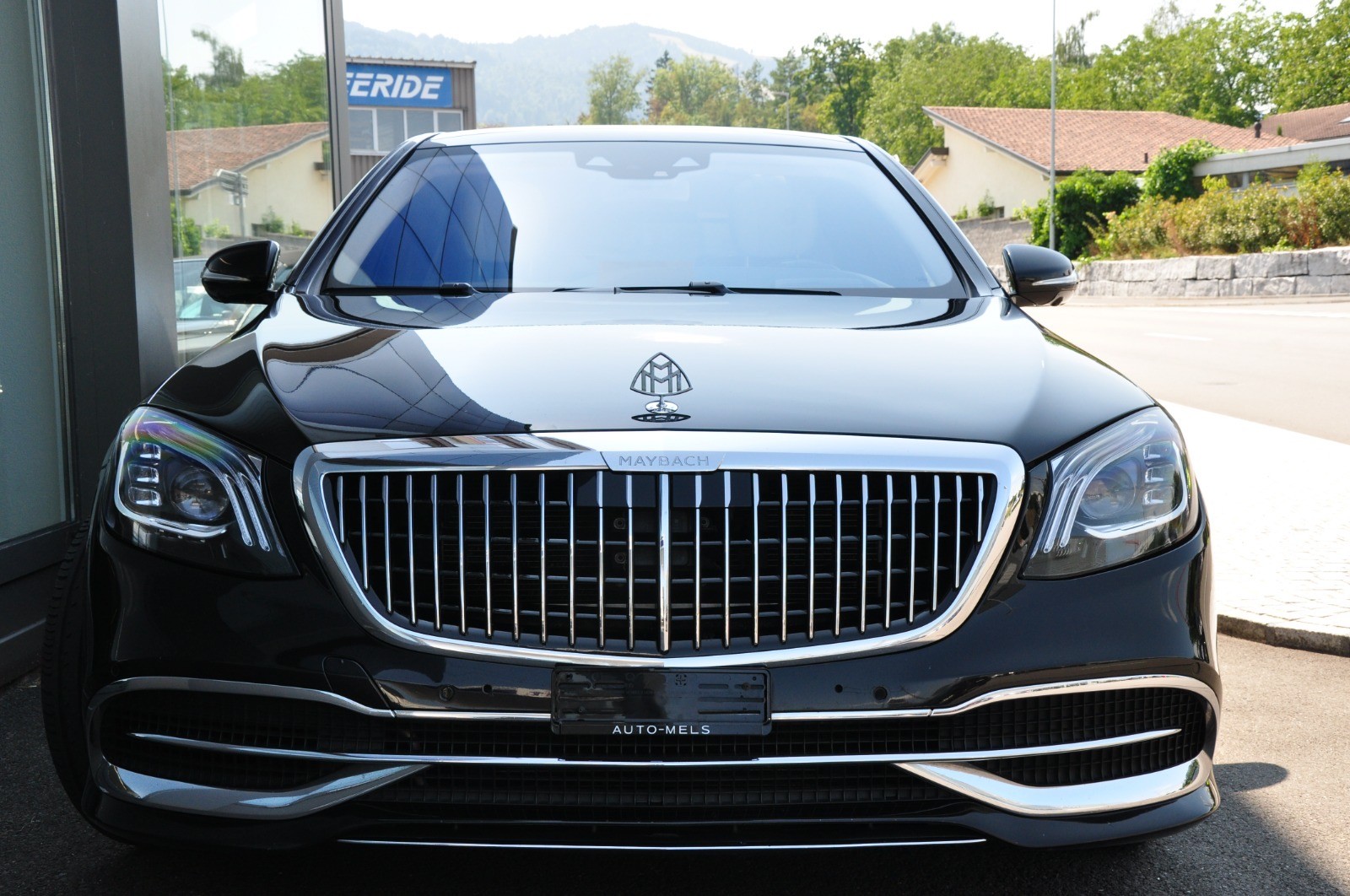MERCEDES-BENZ S 560 Maybach 4Matic 9G-Tronic-image-25