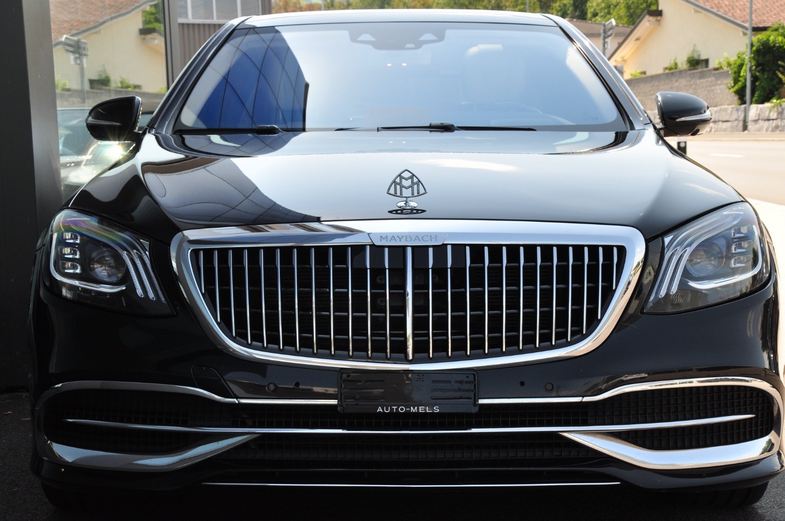 MERCEDES-BENZ S 560 Maybach 4Matic 9G-Tronic-image-10