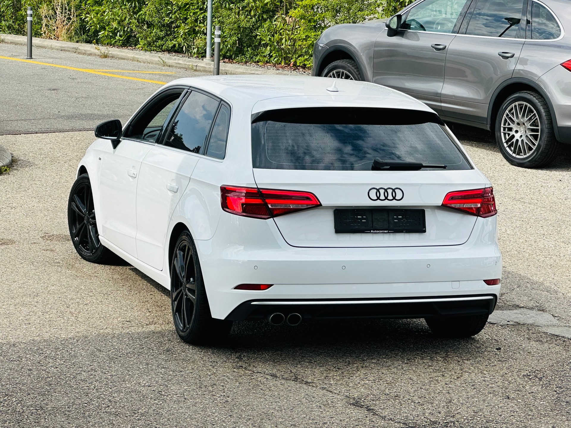 AUDI A3 Sportback 1.5 TFSI Sport-image-9