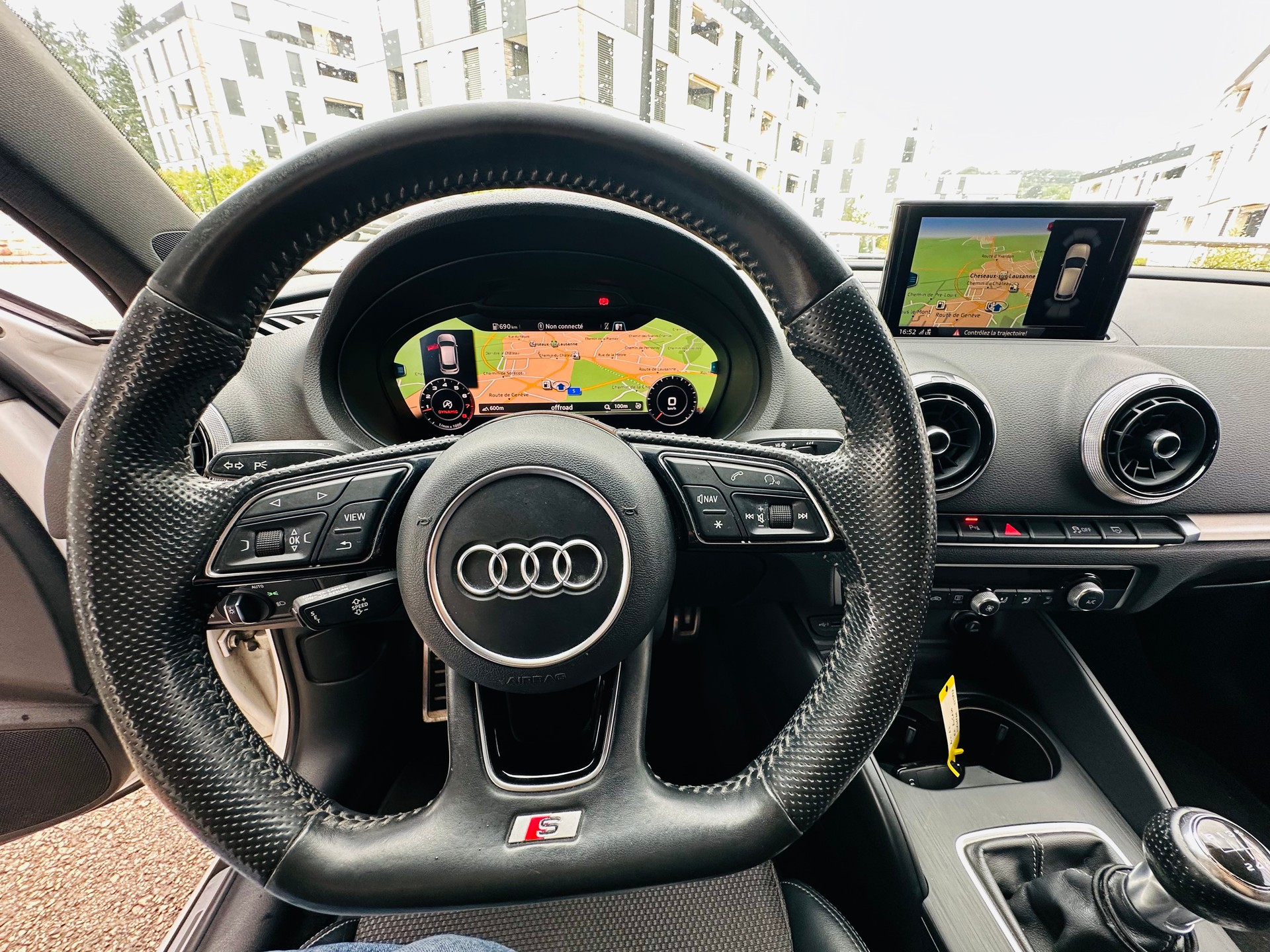 AUDI A3 Sportback 1.5 TFSI Sport-image-11