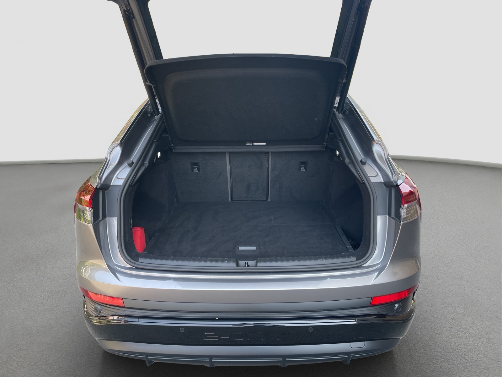 AUDI Q4 Sportback e-tron 50 quattro-image-9