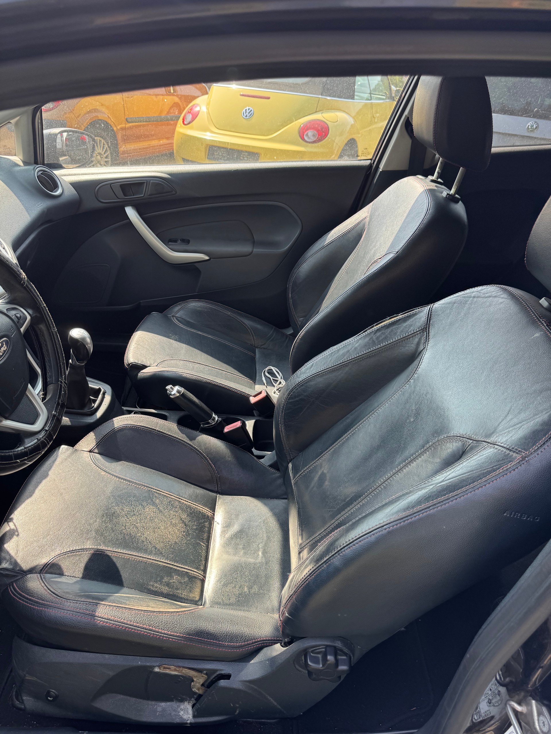 FORD Fiesta 1.6 16V Titanium-image-5