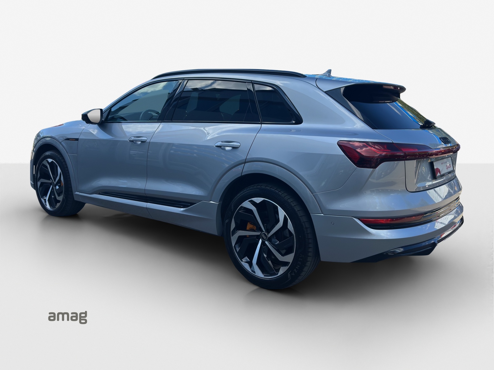 AUDI e-tron 55 S Line Black Edition quattro-image-2