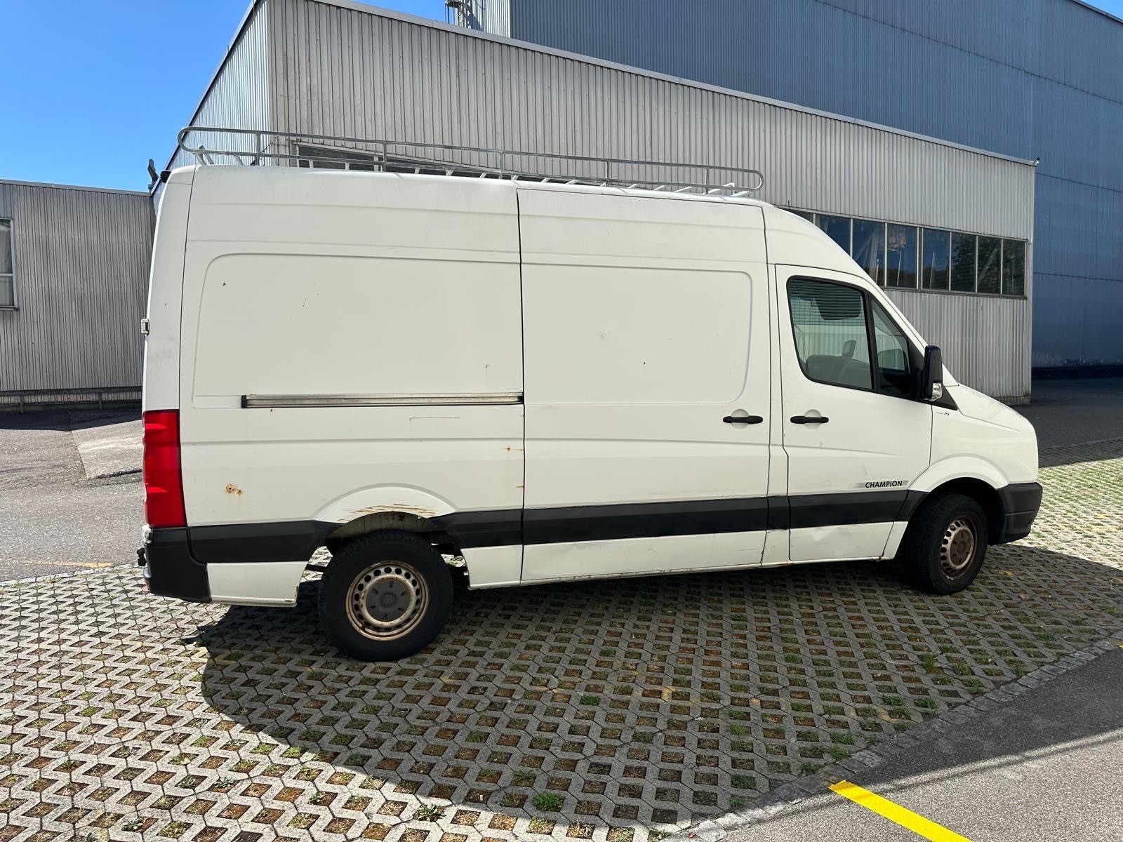 VW Crafter 35 2.0 TDI CR-image-4