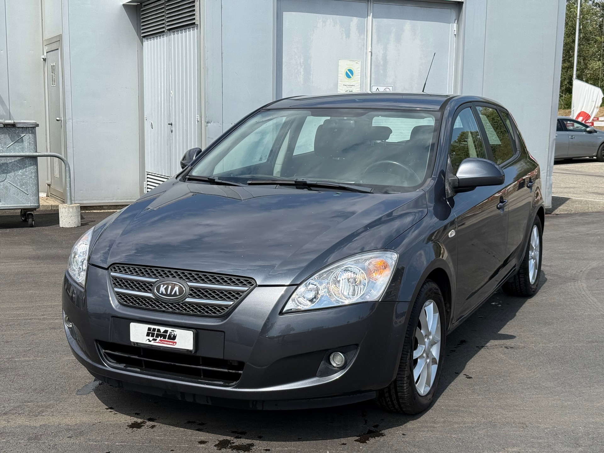 KIA Cee'd 1.6 CRDi Style-image-0