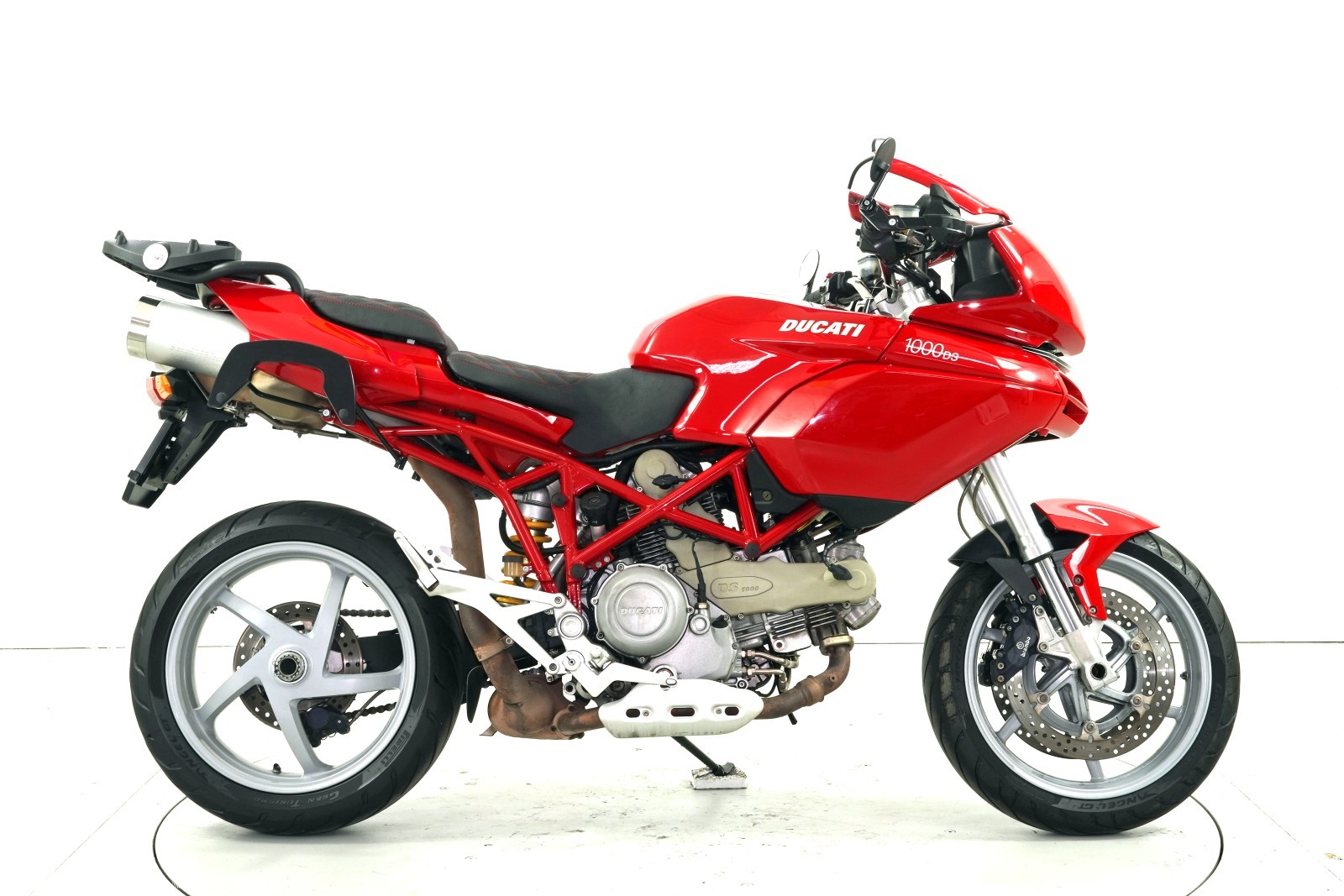 DUCATI Multistrada 1000 DS-showroom-element-3