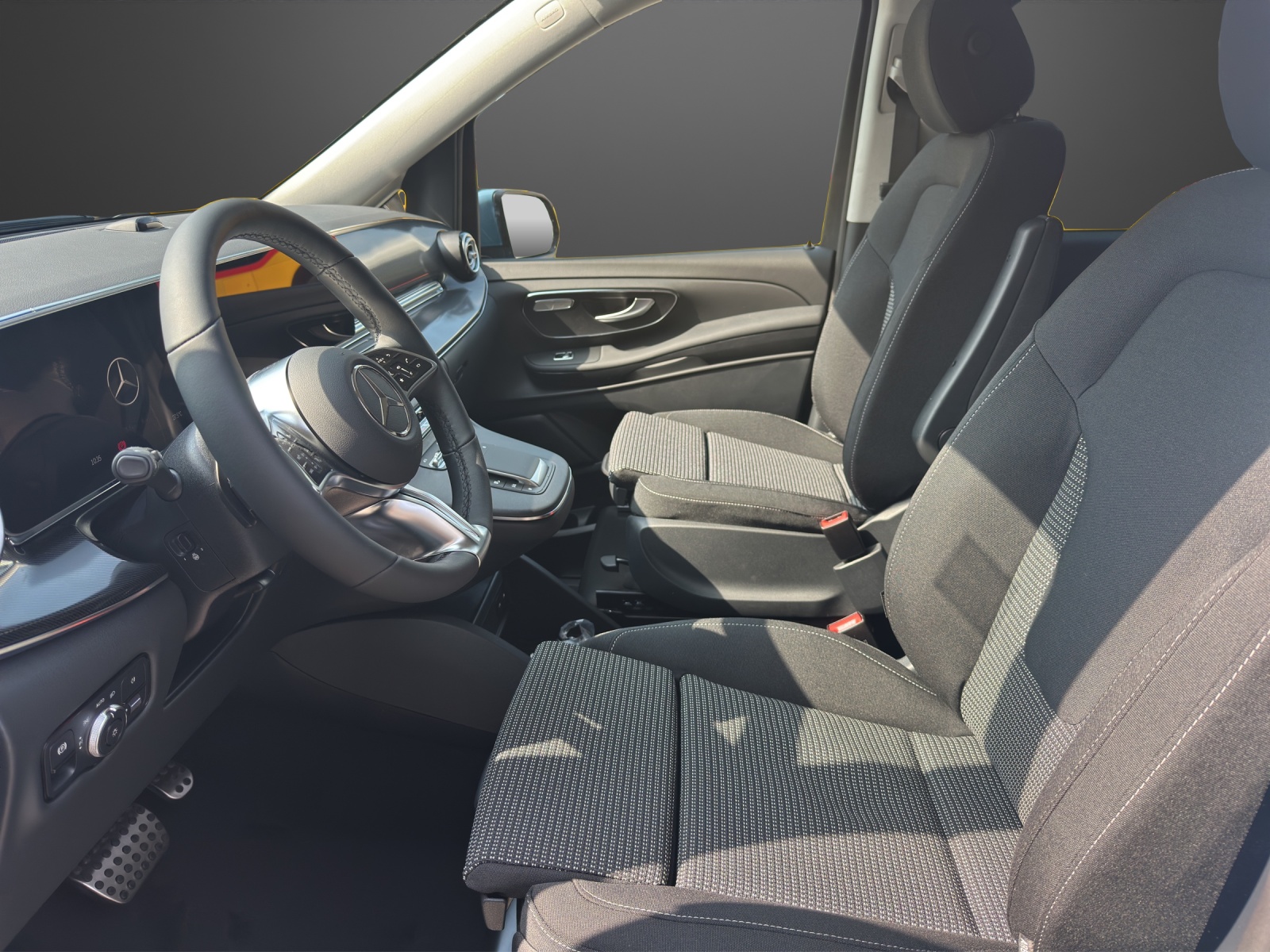 MERCEDES-BENZ V 250 d lang 4Matic Style 9G-Tronic-image-6