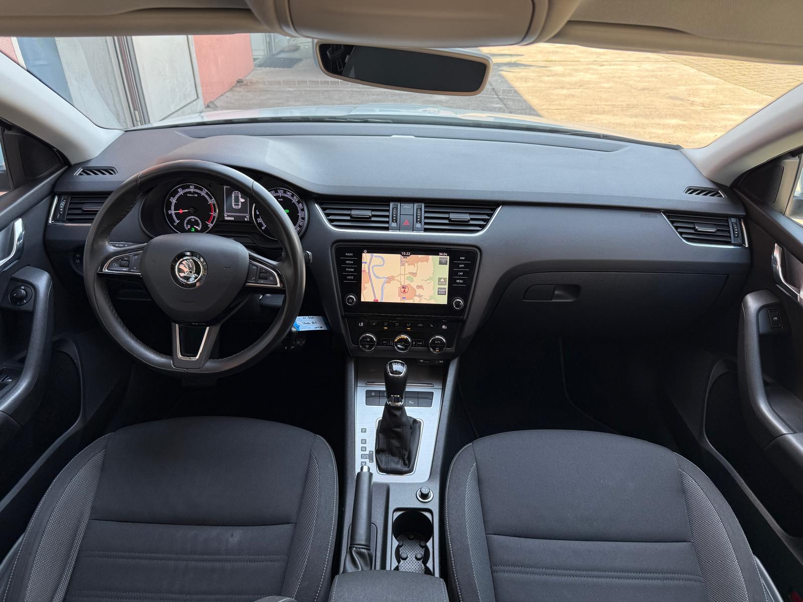 SKODA Octavia Combi 1.4 TSI G-tec Style CNG DSG / MFK 08.2026-image-6