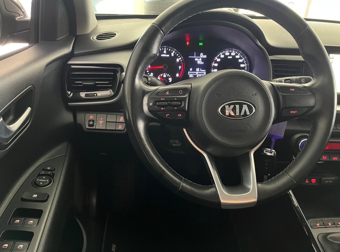 KIA Stonic 1.2 CVVT-image-12