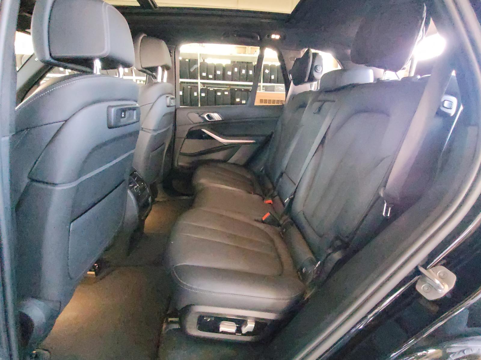 BMW X5 30d xDrive M AERODYNAMIKPAKET-image-19