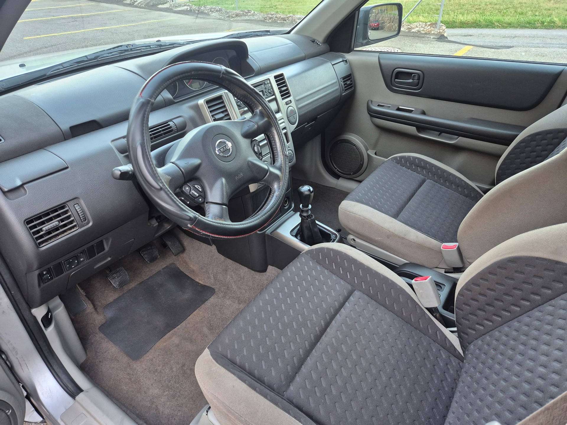 NISSAN X-Trail 2.2 DCI 4WD-image-6