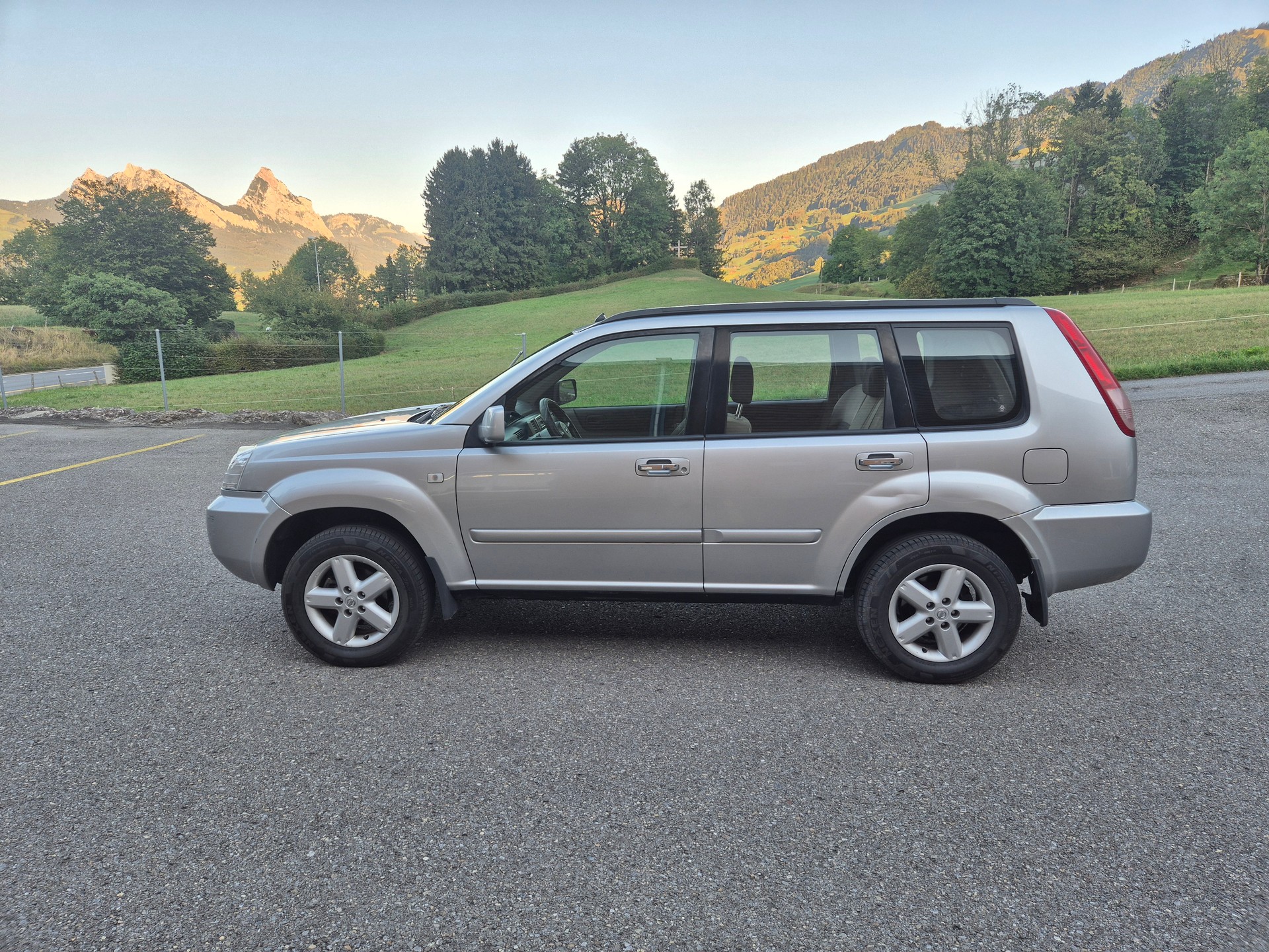 NISSAN X-Trail 2.2 DCI 4WD-image-1