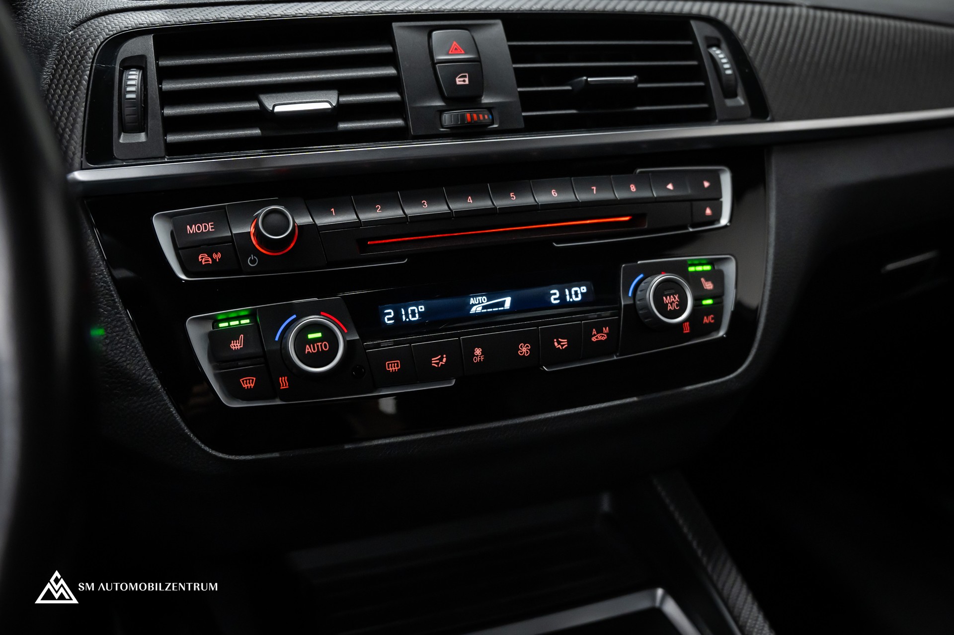 BMW M2 Competition Coupé / CH / Memorysitze / Harman&Kardon / Carbon Fibre / Rückfahrkamera-image-23