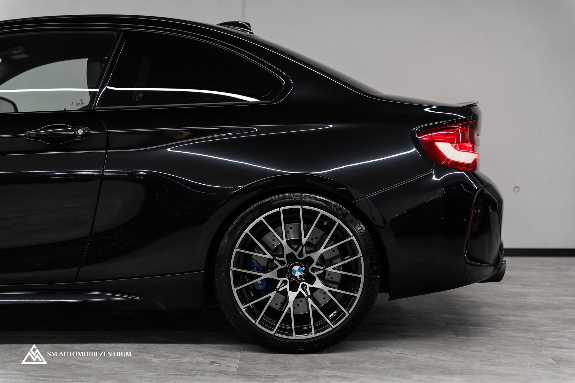 BMW M2 Competition Coupé / CH / Memorysitze / Harman&Kardon / Carbon Fibre / Rückfahrkamera-image-6