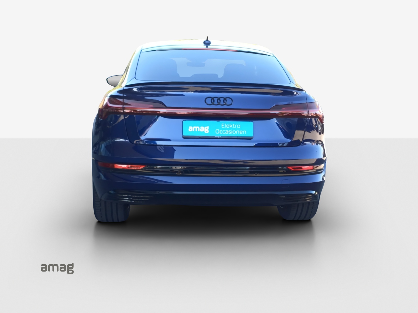 AUDI e-tron 55 Sportback Advanced Black Edition quattro-showroom-element-3
