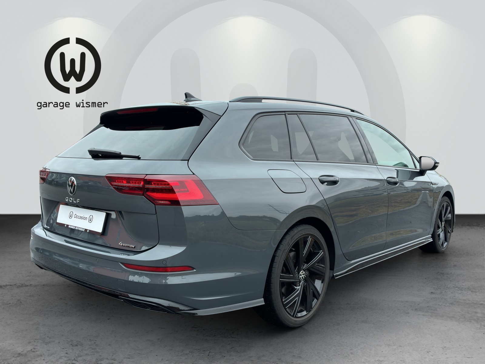 VW Golf Variant 2.0 TSI R-Line DSG 4Motion-image-3