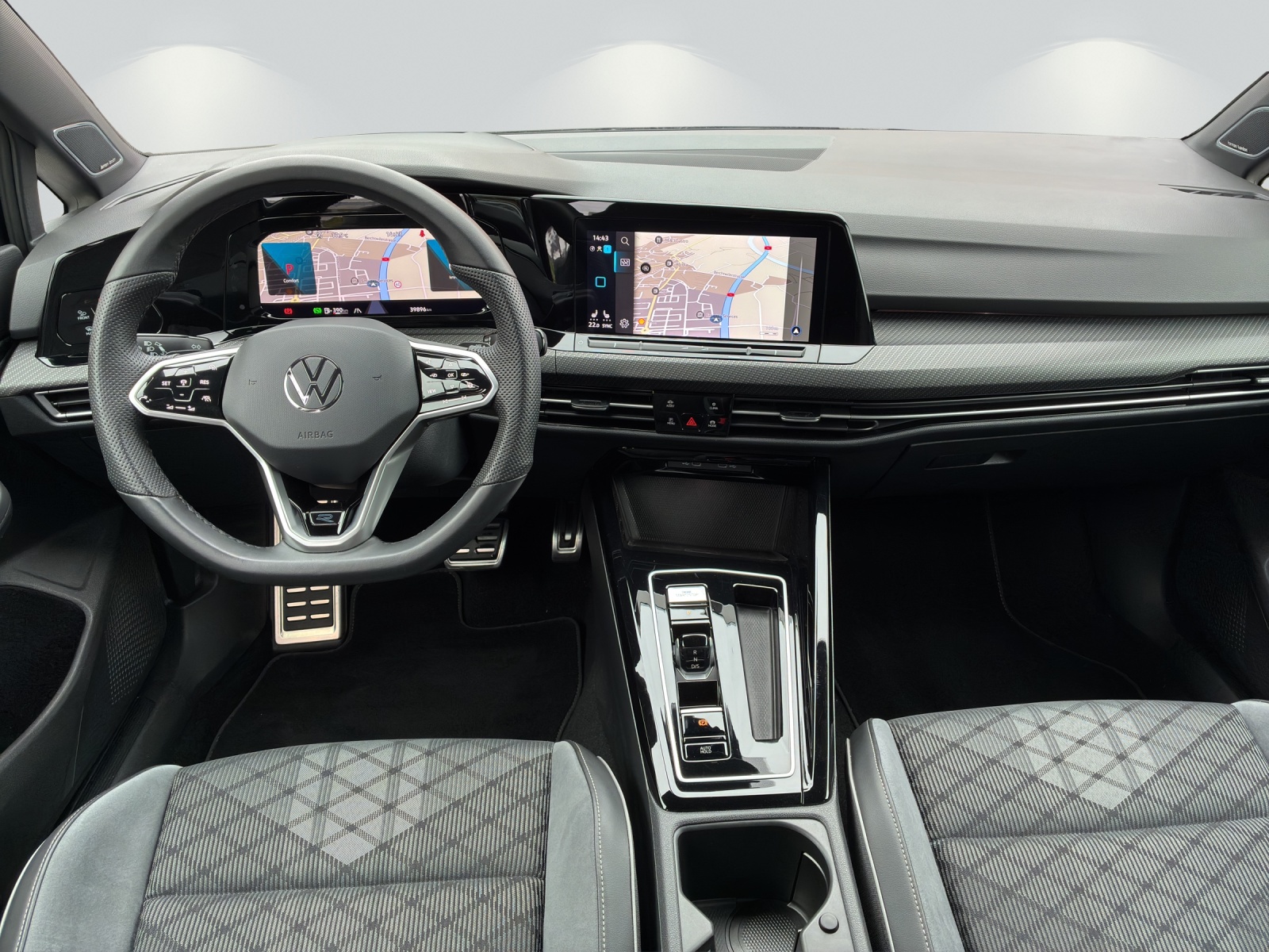 VW Golf Variant 2.0 TSI R-Line DSG 4Motion-image-6