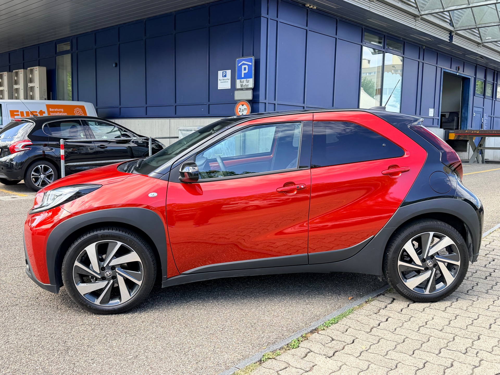 TOYOTA Aygo X 1.0 VVT-i Limited CVT-image-5
