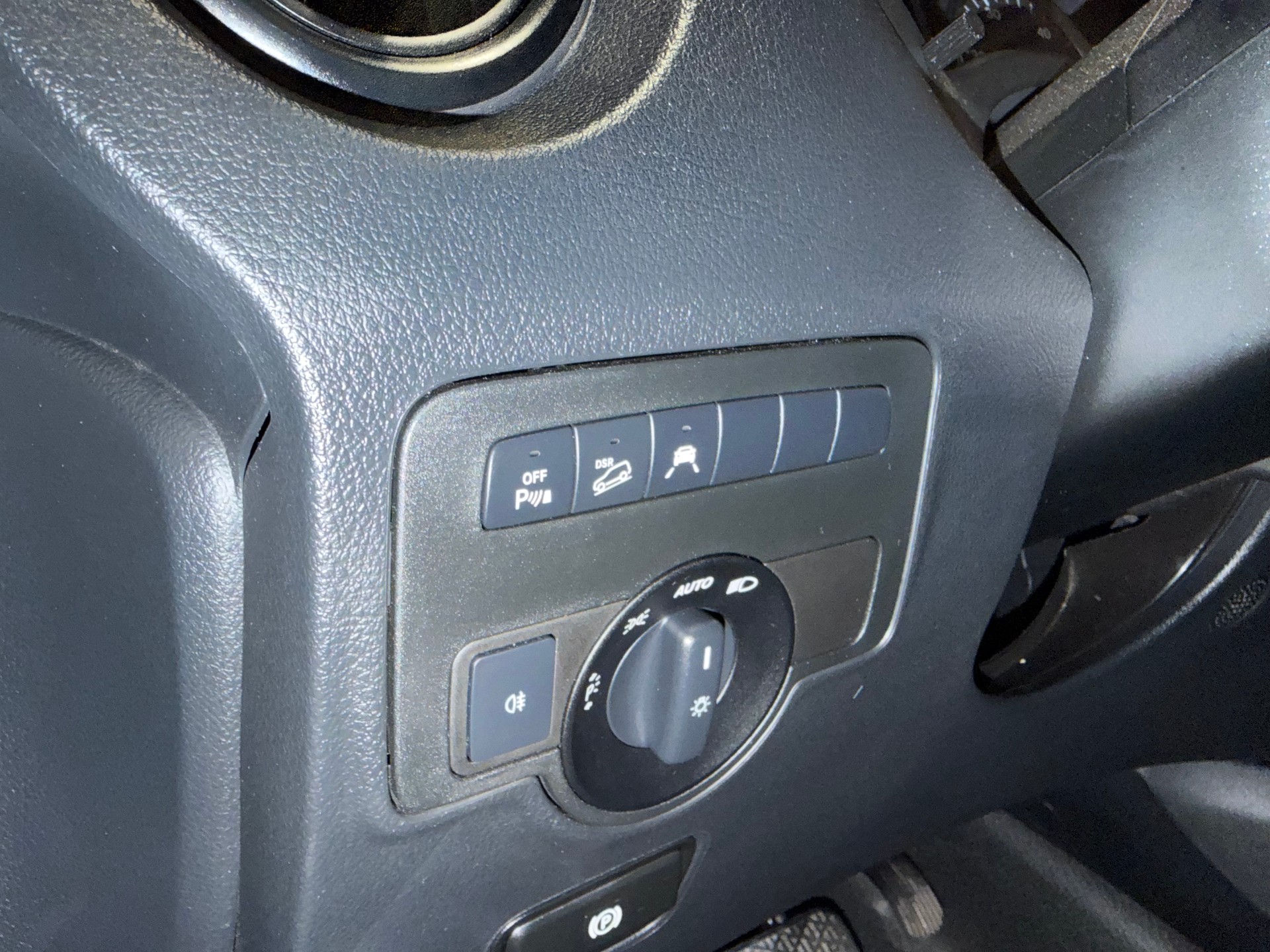 MERCEDES-BENZ VITO 119 BT 4X4-image-13