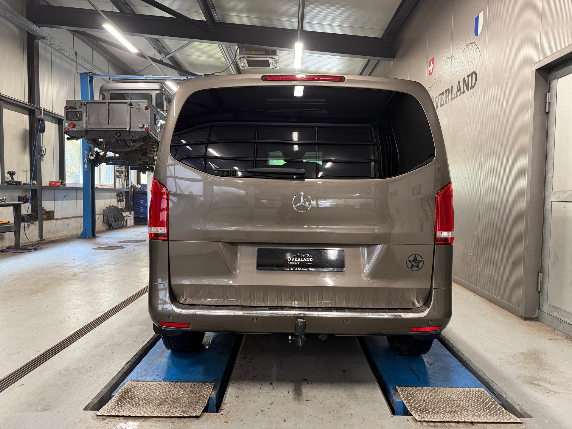 MERCEDES-BENZ VITO 119 BT 4X4-image-4