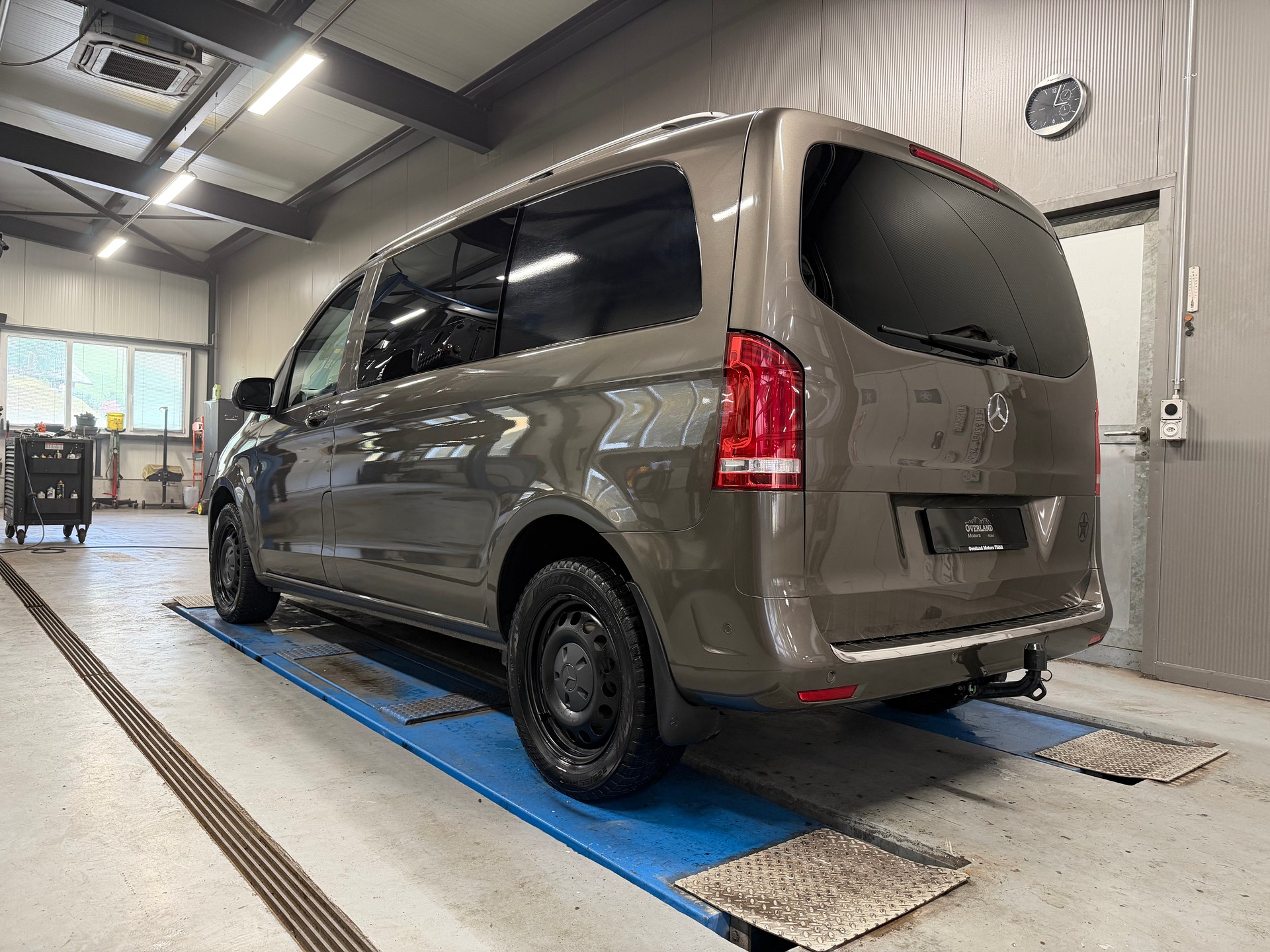 MERCEDES-BENZ VITO 119 BT 4X4-image-3