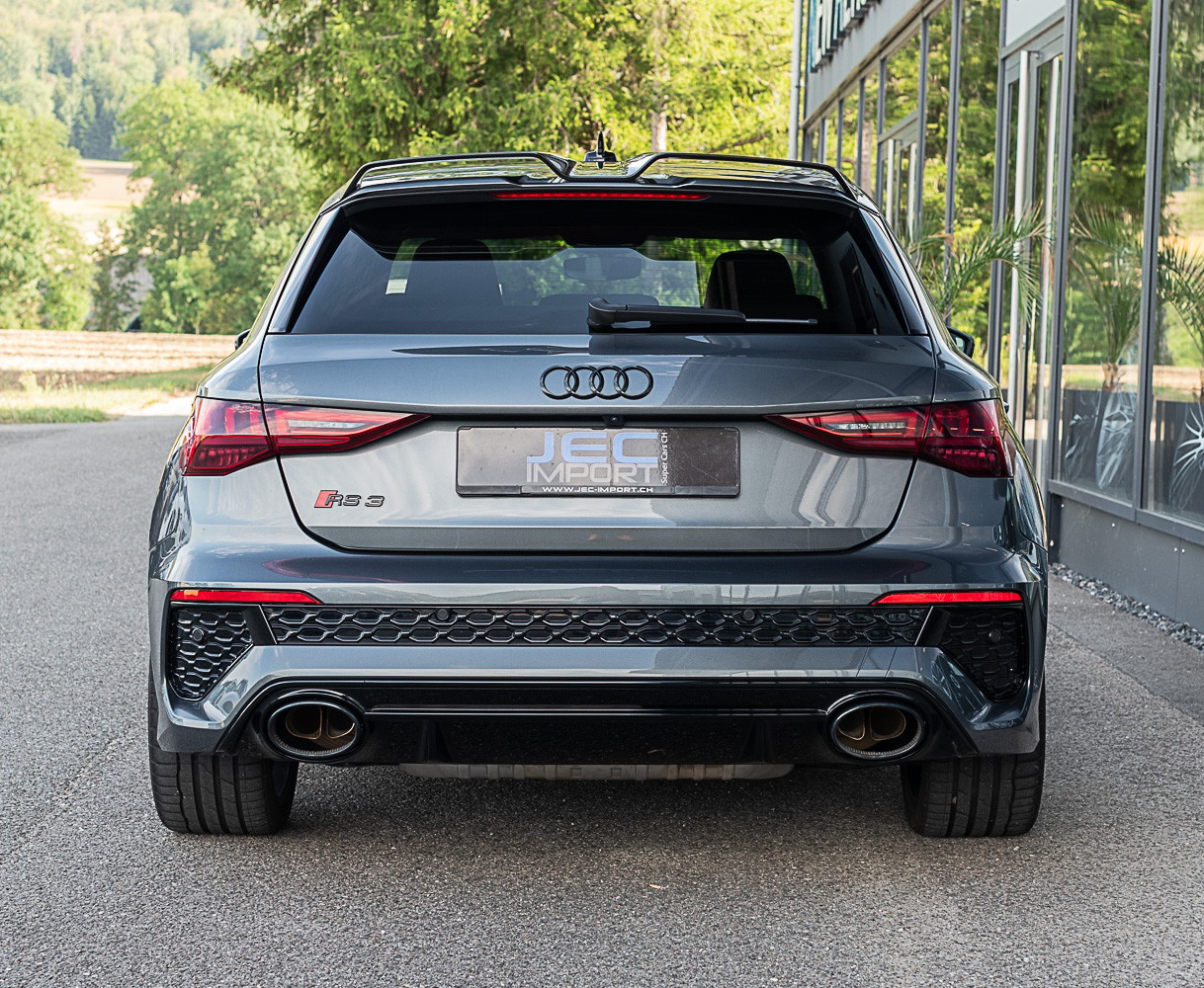 AUDI RS3 SB 2.5 TSI quattro "Pack Carbone"-image-4