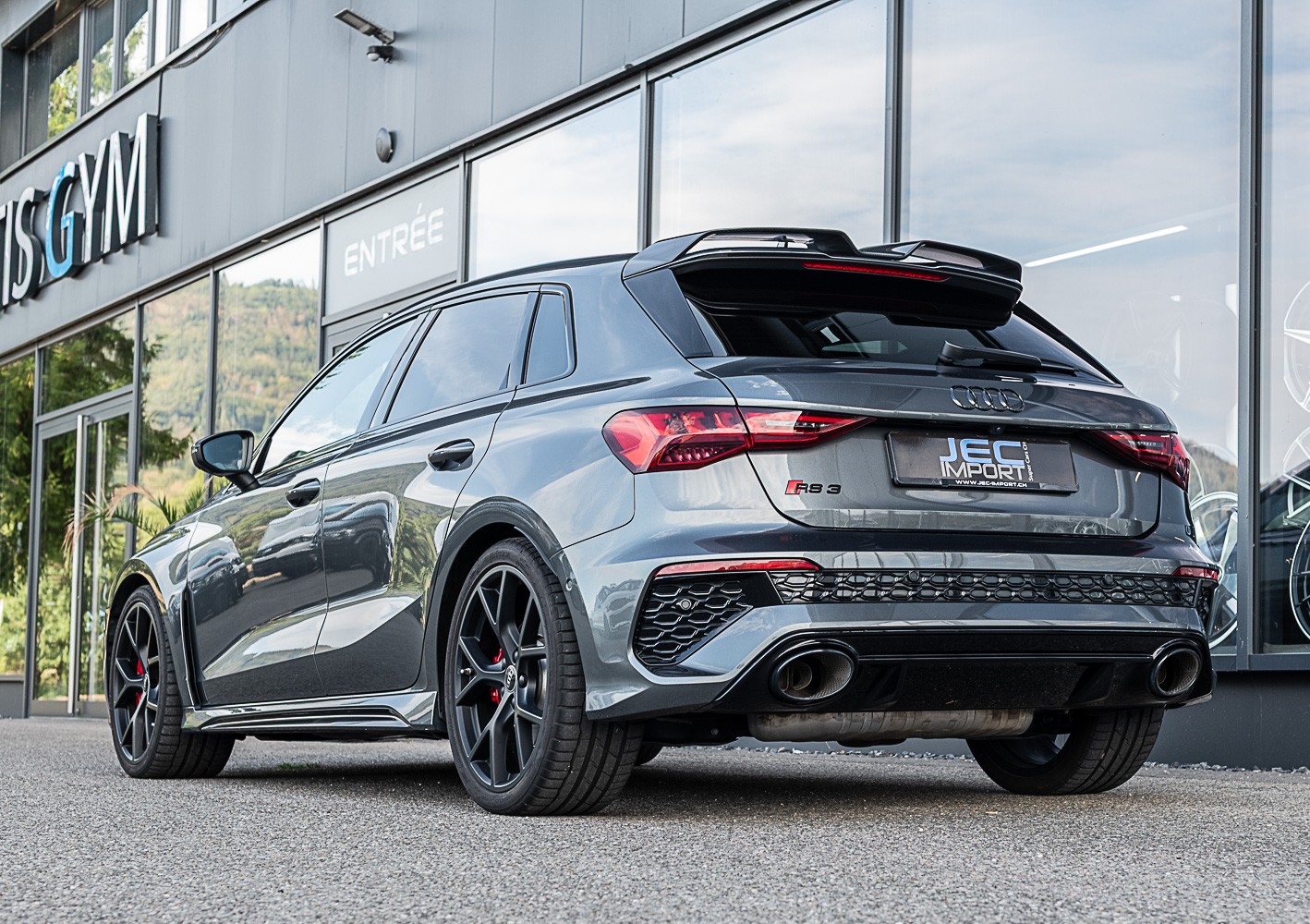 AUDI RS3 SB 2.5 TSI quattro "Pack Carbone"-image-3