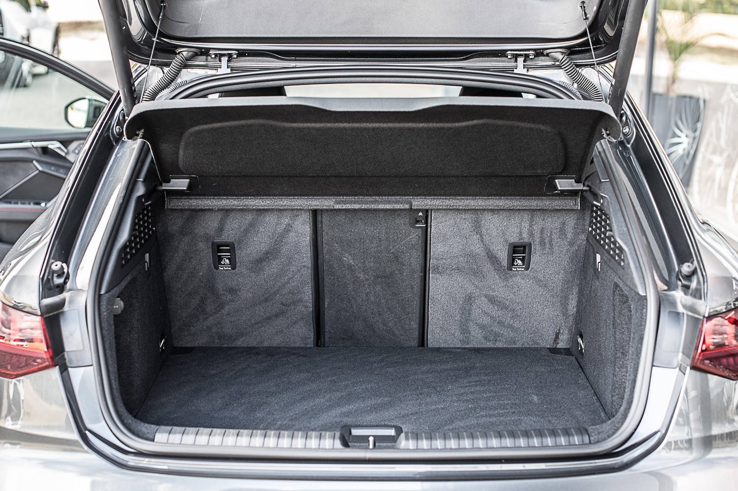 AUDI RS3 SB 2.5 TSI quattro "Pack Carbone"-image-19