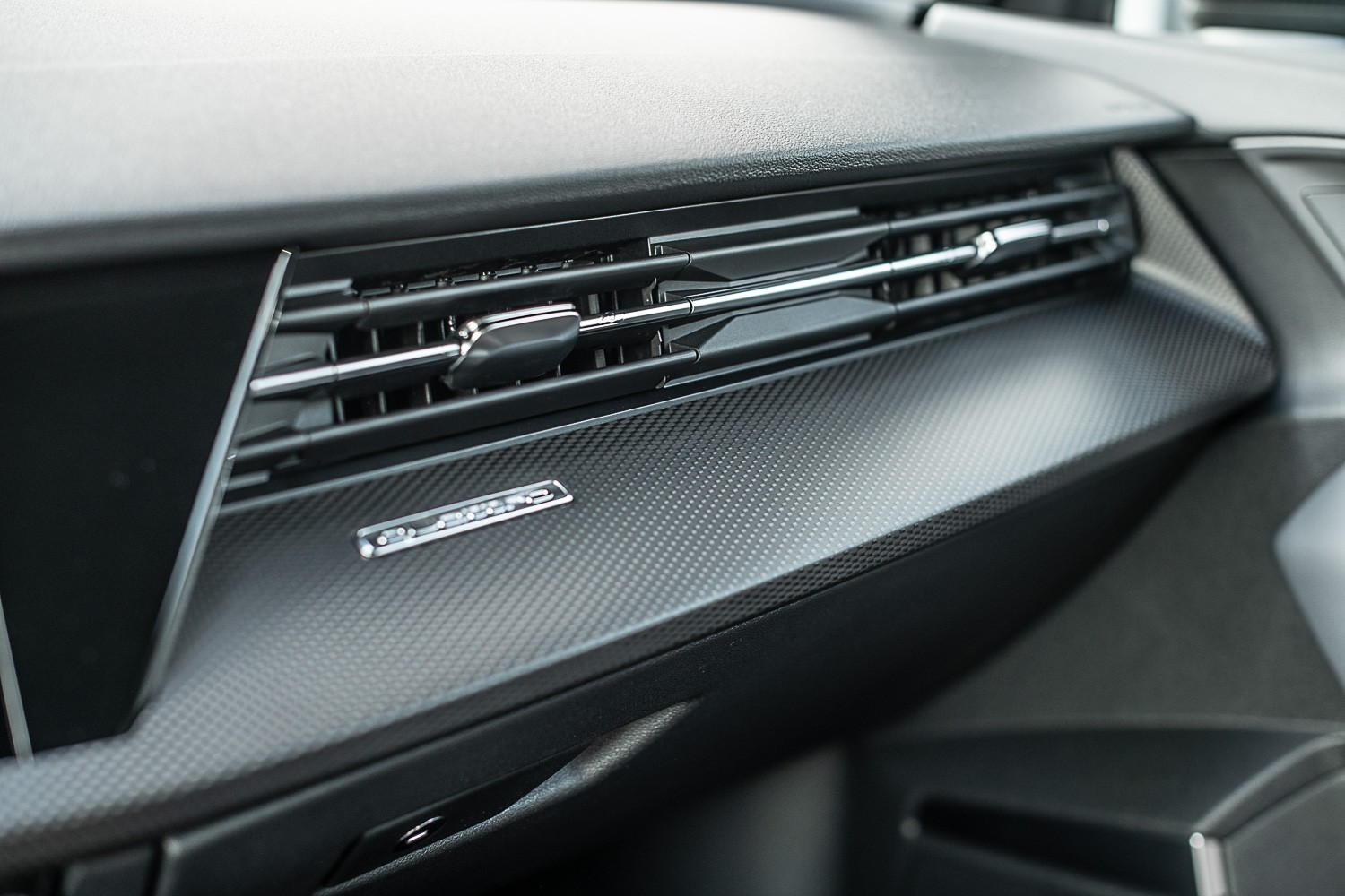 AUDI RS3 SB 2.5 TSI quattro "Pack Carbone"-image-24