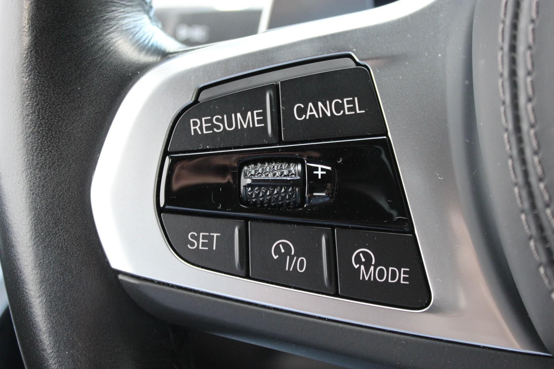 BMW X6 xDrive 48V 40d M Sport-image-21