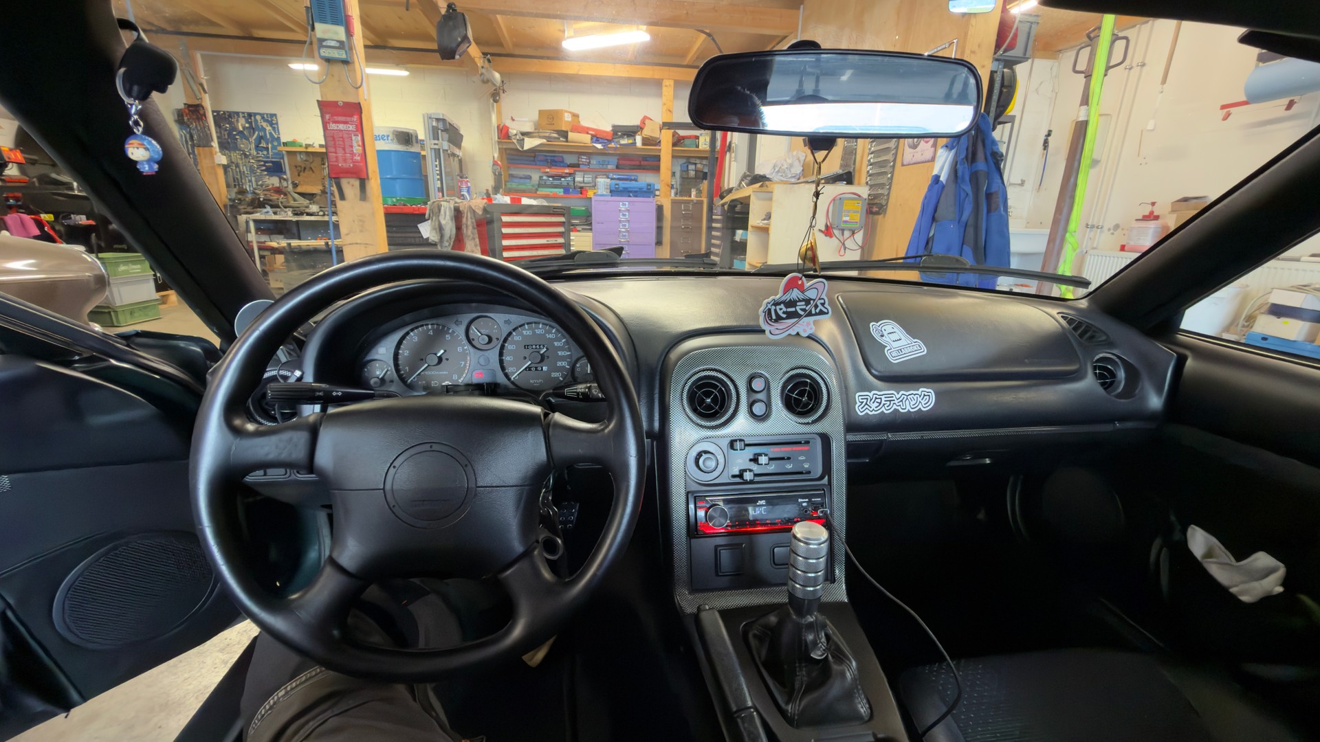 MAZDA 1.6i-16V-image-3