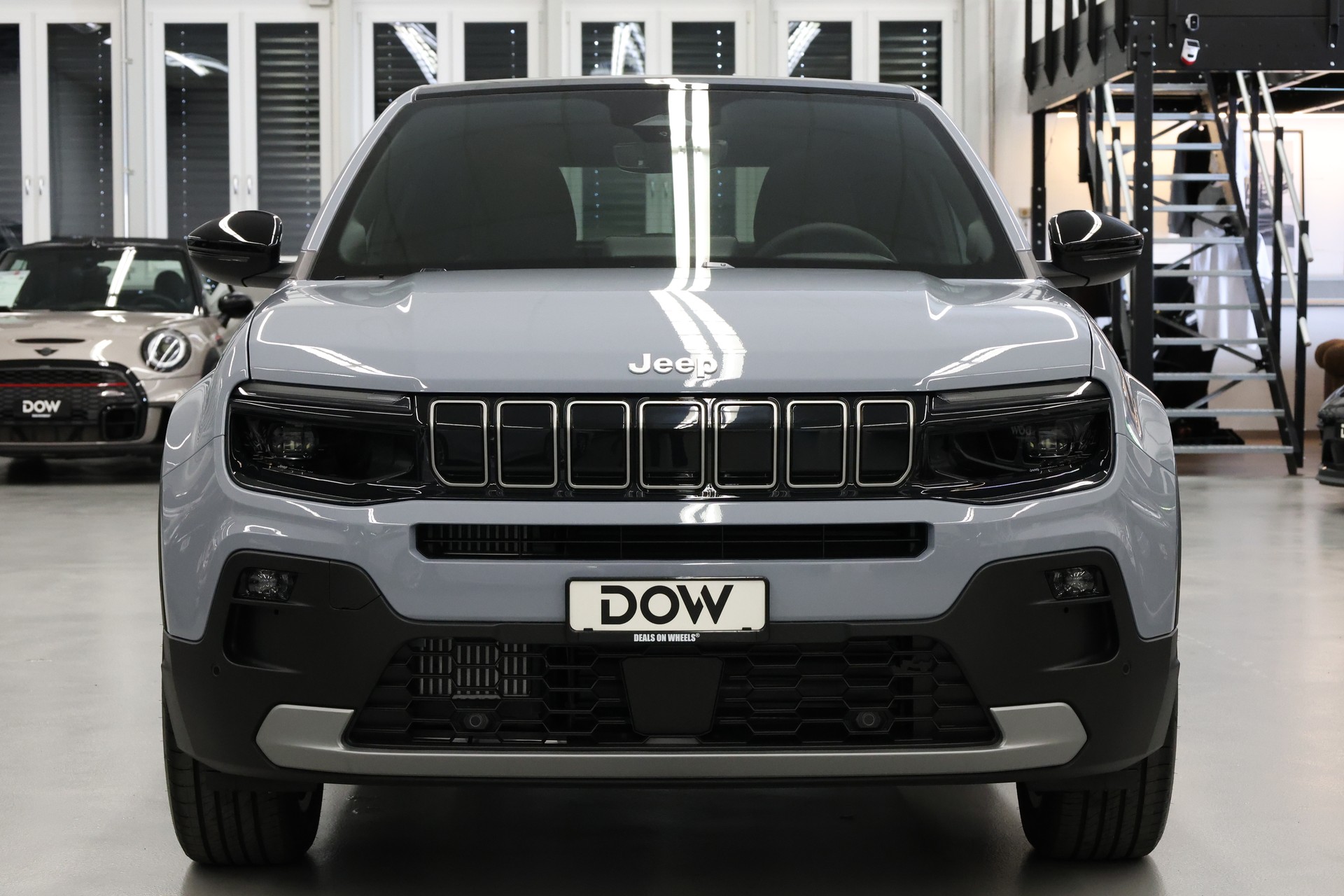 JEEP Avenger 1.2 MHEV Summit-image-4