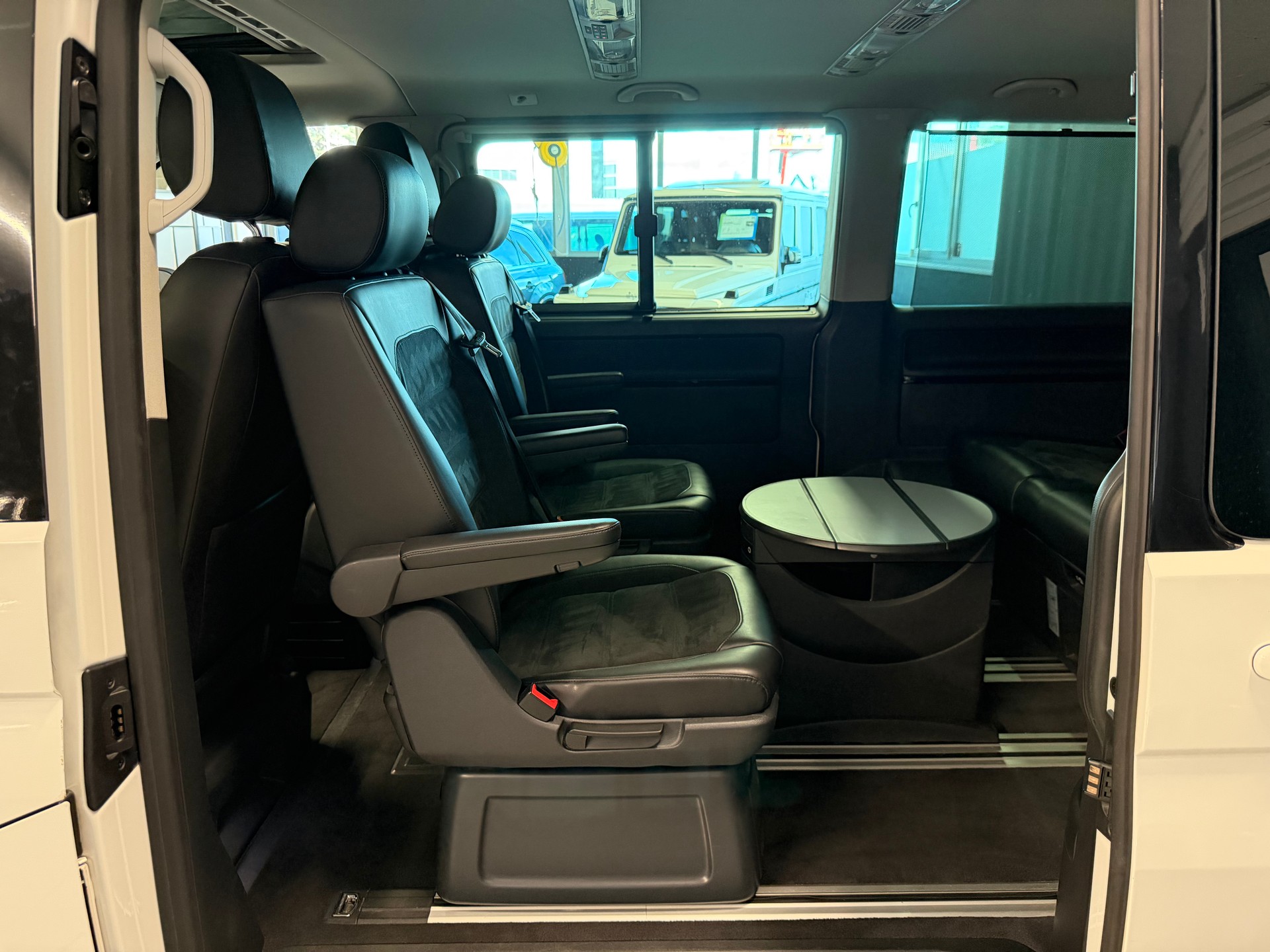 VW T6 Multivan 2.0 Bi-TDI Highline Liberty 4Mot. DSG-image-19