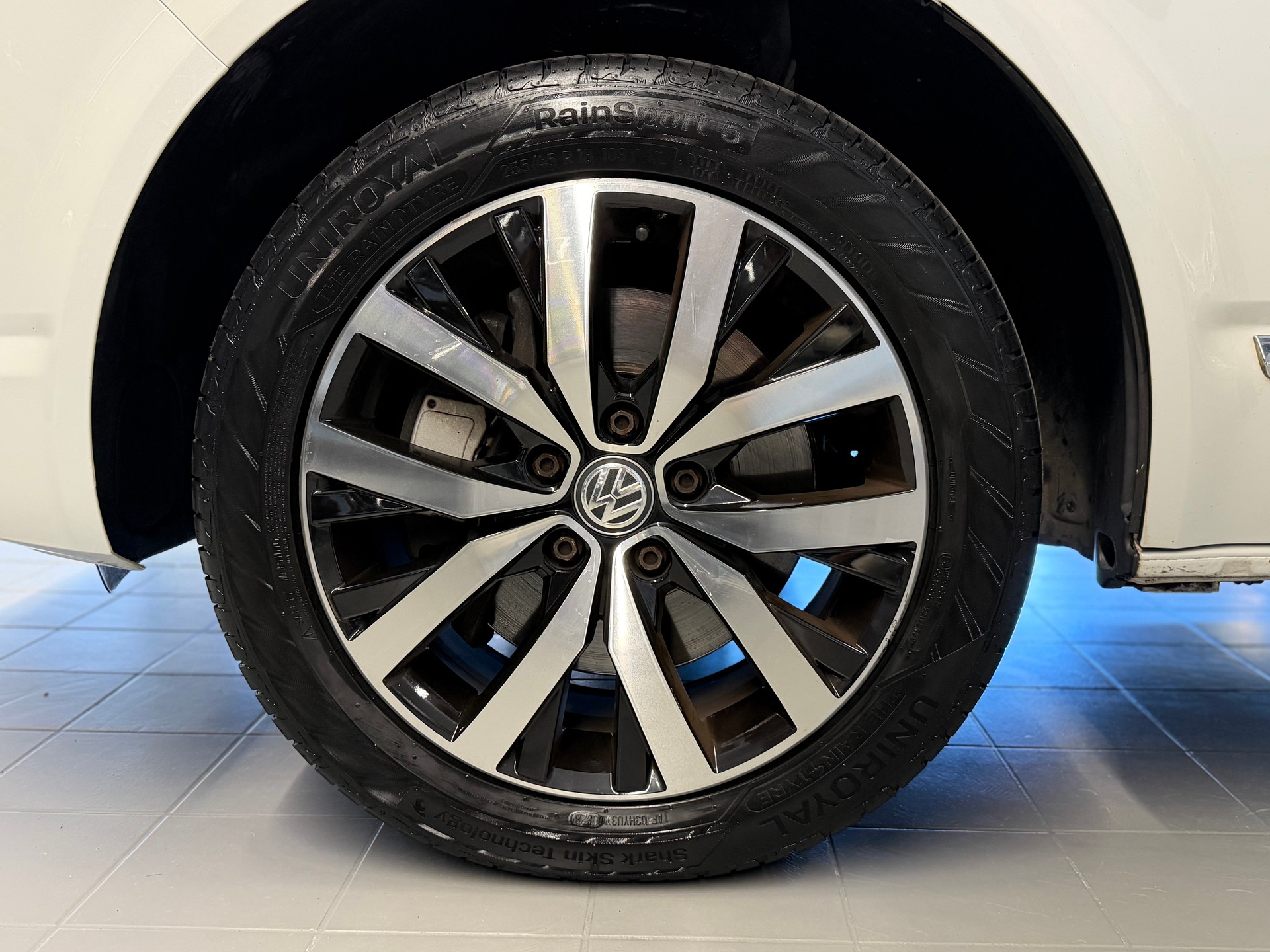 VW T6 Multivan 2.0 Bi-TDI Highline Liberty 4Mot. DSG-image-7