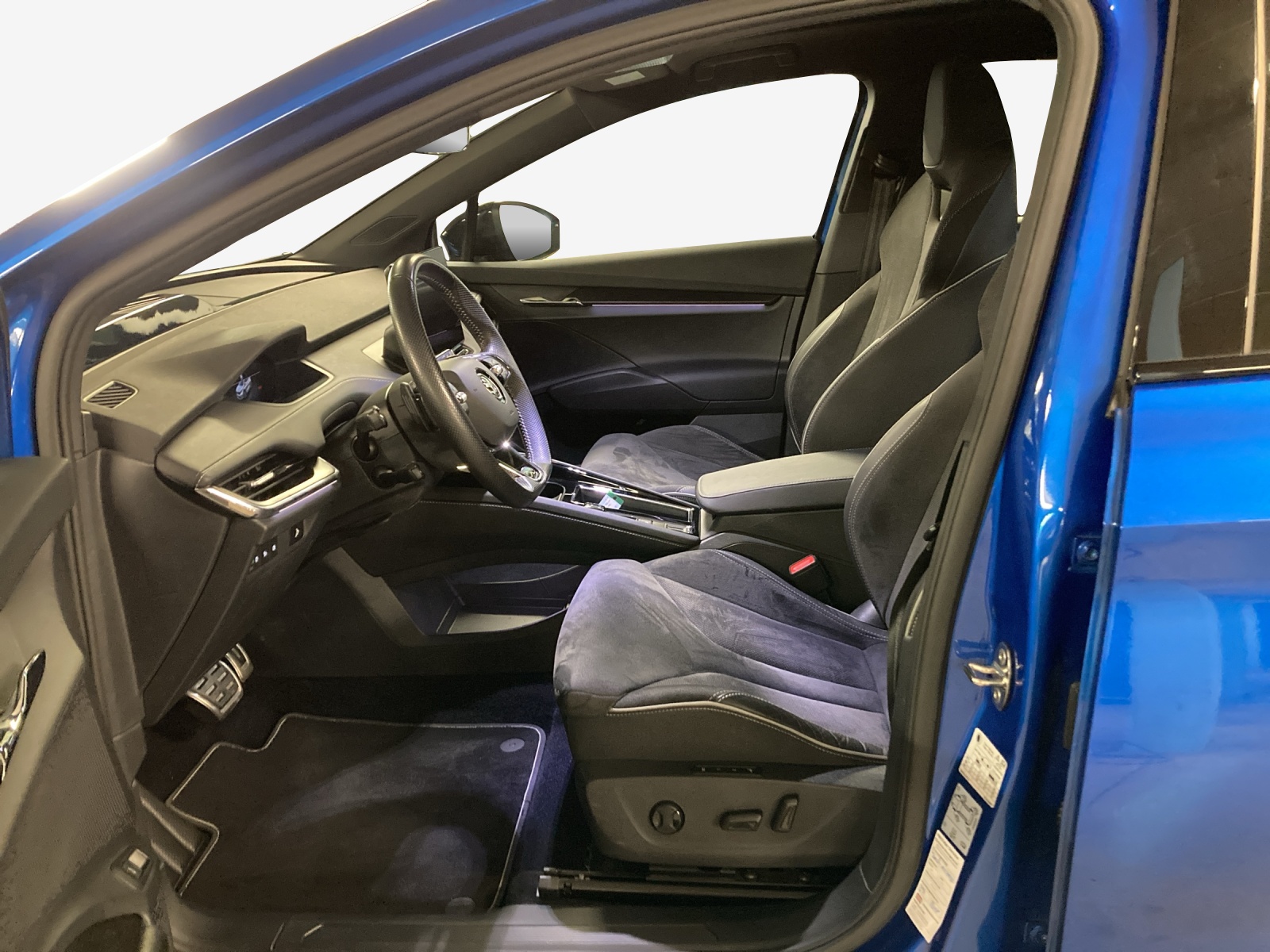 SKODA Enyaq iV 80 SportLine-image-7