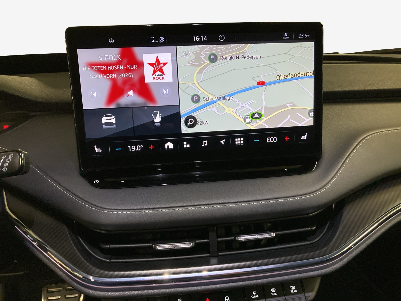 SKODA Enyaq iV 80 SportLine-image-10